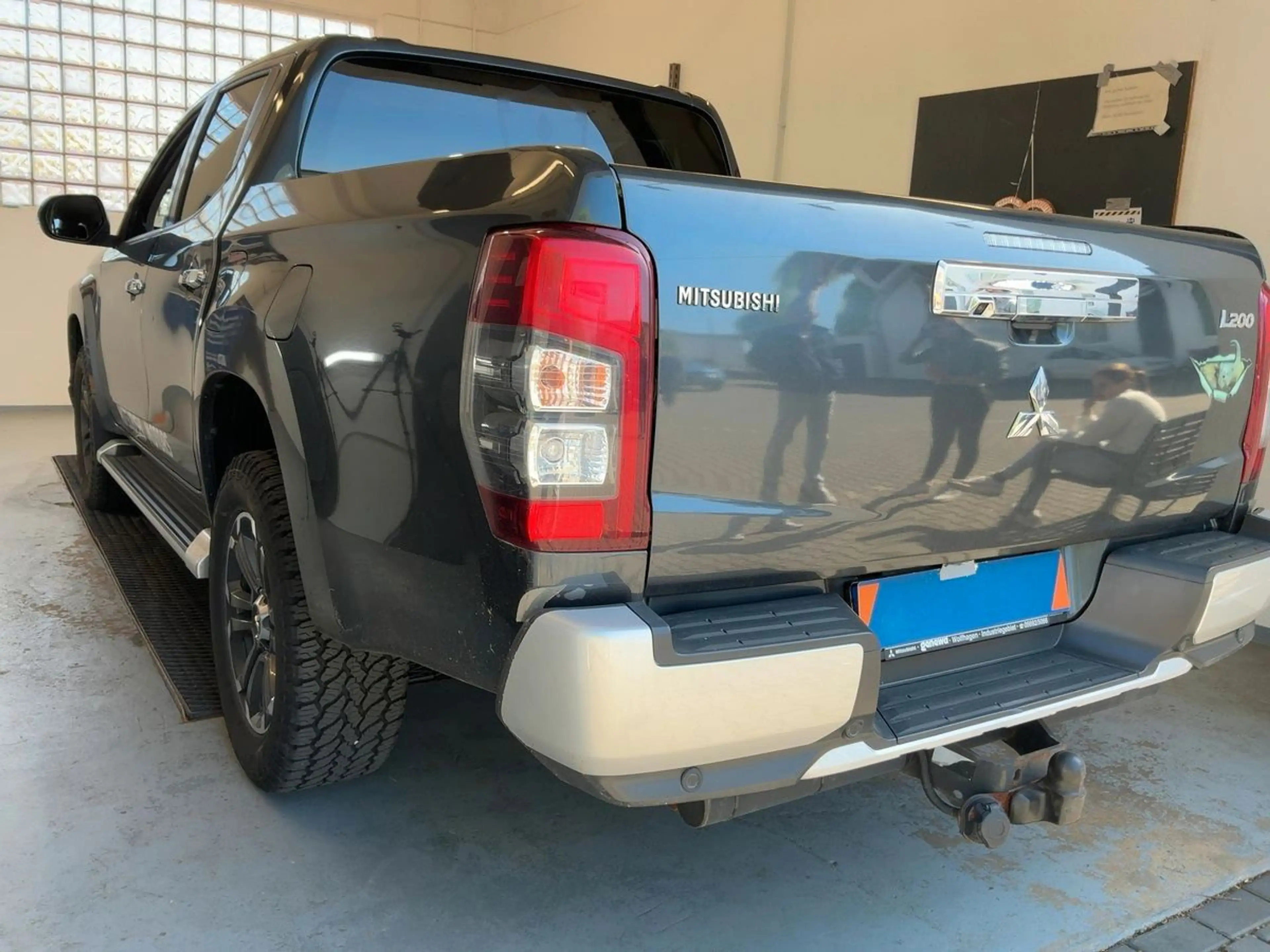 Mitsubishi L200 Spirit Doppelkabine 4WD Kamera AHK LED — photo 3