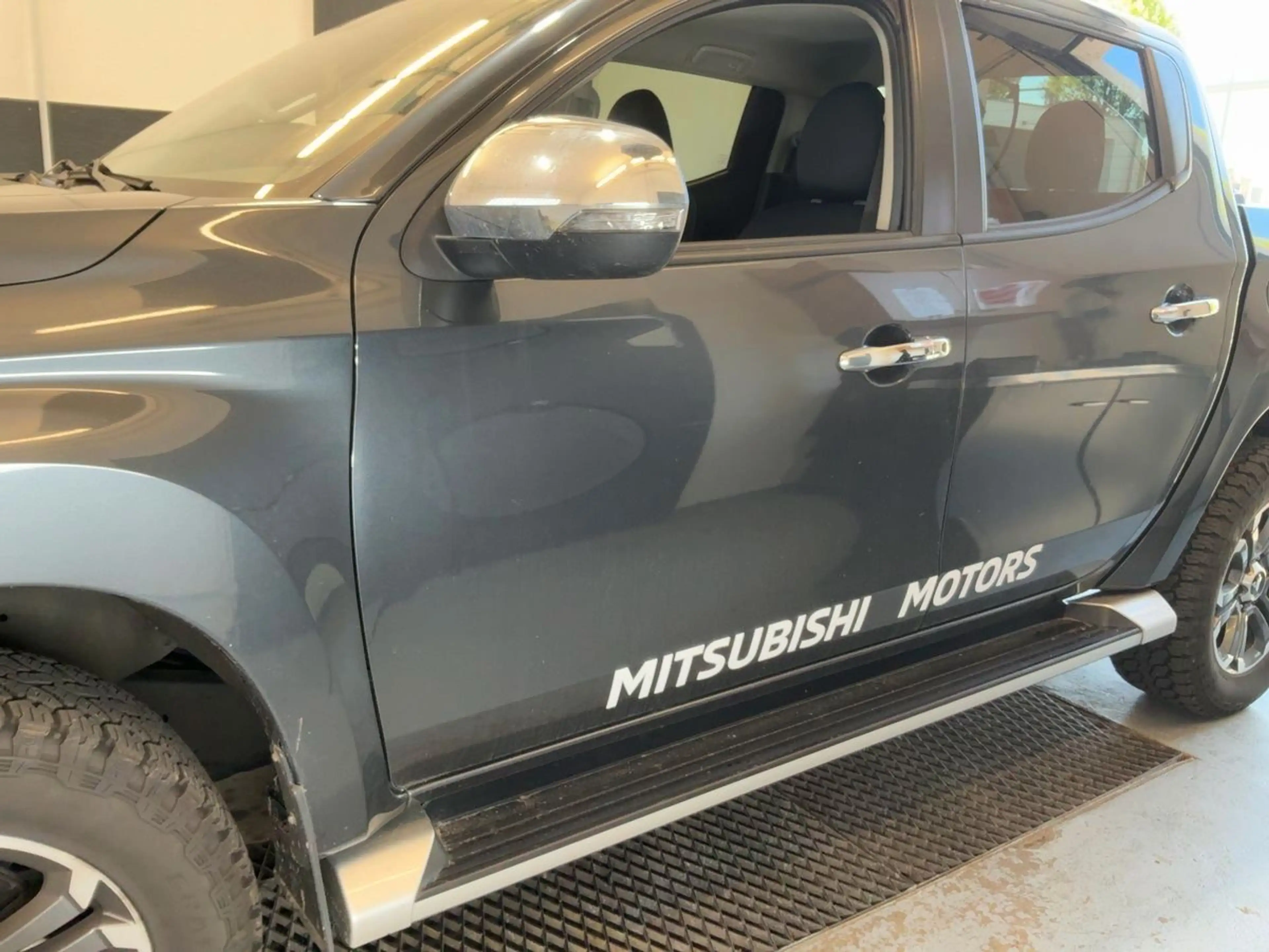 Mitsubishi L200 Spirit Doppelkabine 4WD Kamera AHK LED — photo 2