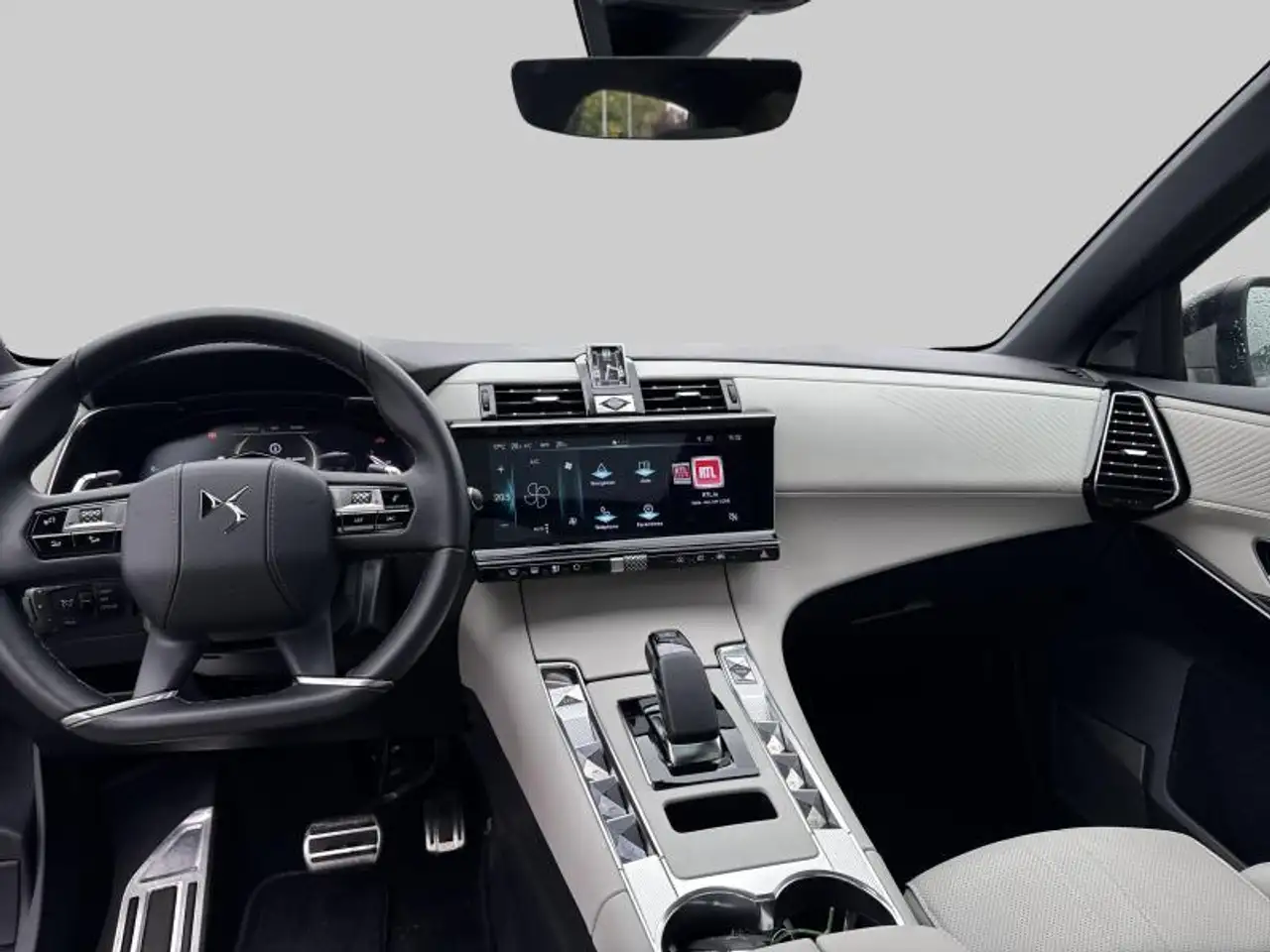 DS Automobiles DS 7 Crossback 2023 — фото 13