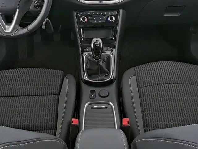 Opel Astra view 17