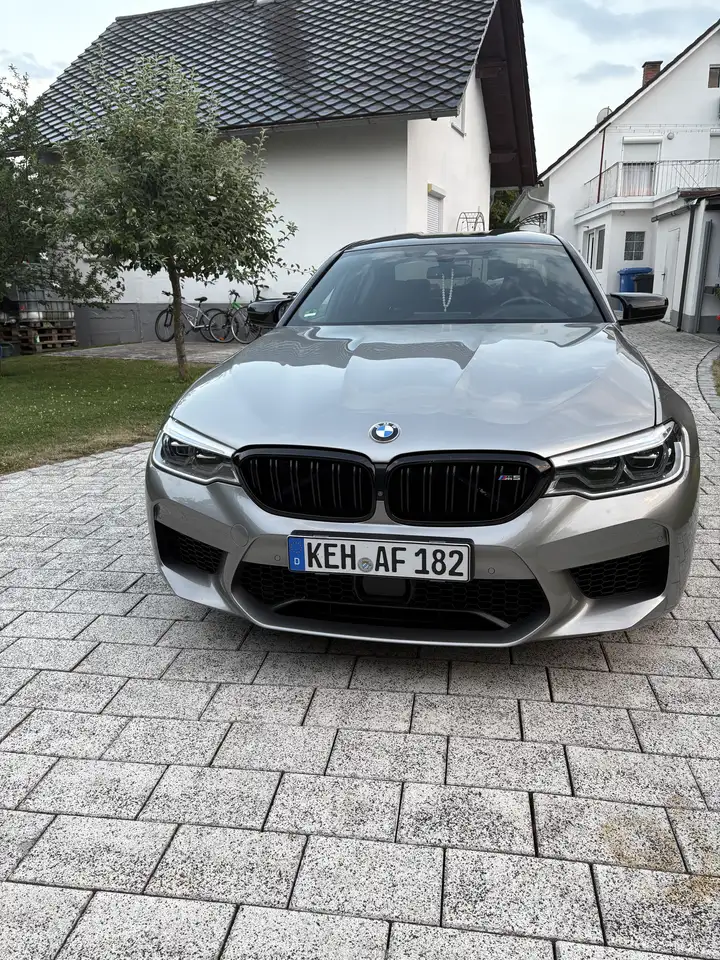 BMW M5