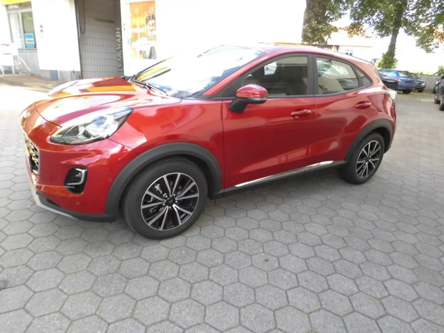 Ford Puma EcoBoost Hybrid Titanium Rot - 2
