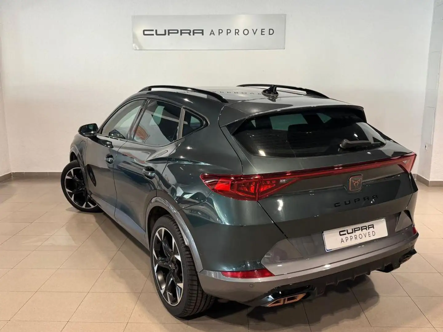 CUPRA Formentor 1.4 e-Hybrid 245 VZ DSG Grijs - 2