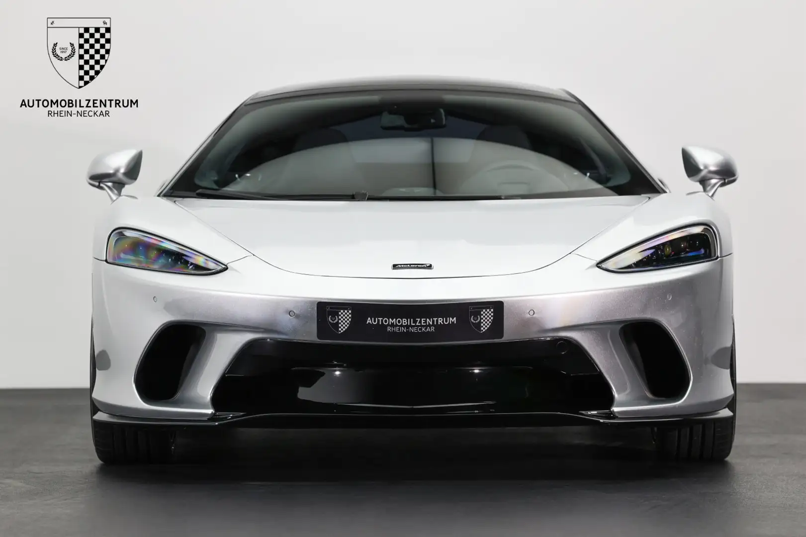 McLaren GT GT Premium/Practicality/B&W/Lift/SportExhaust Серебристый - 2