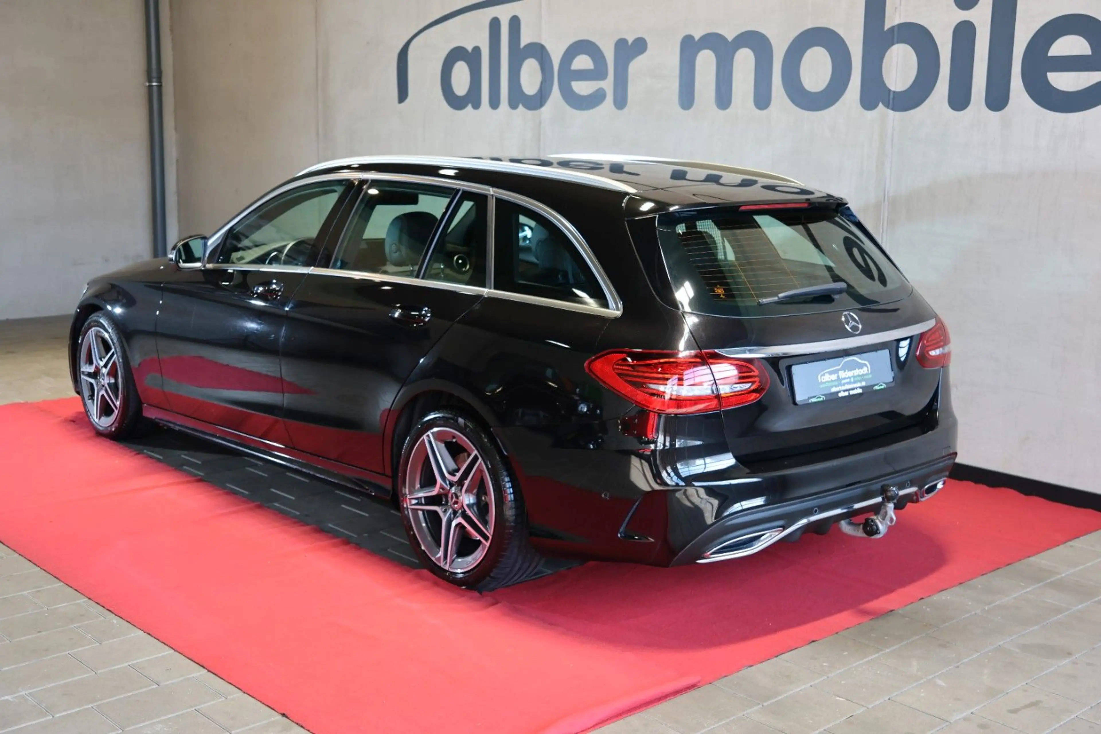 Mercedes-Benz C 180 T AMG,Pano,AHK,APPLE,TOT,SPUR,Multib.LED — photo 3