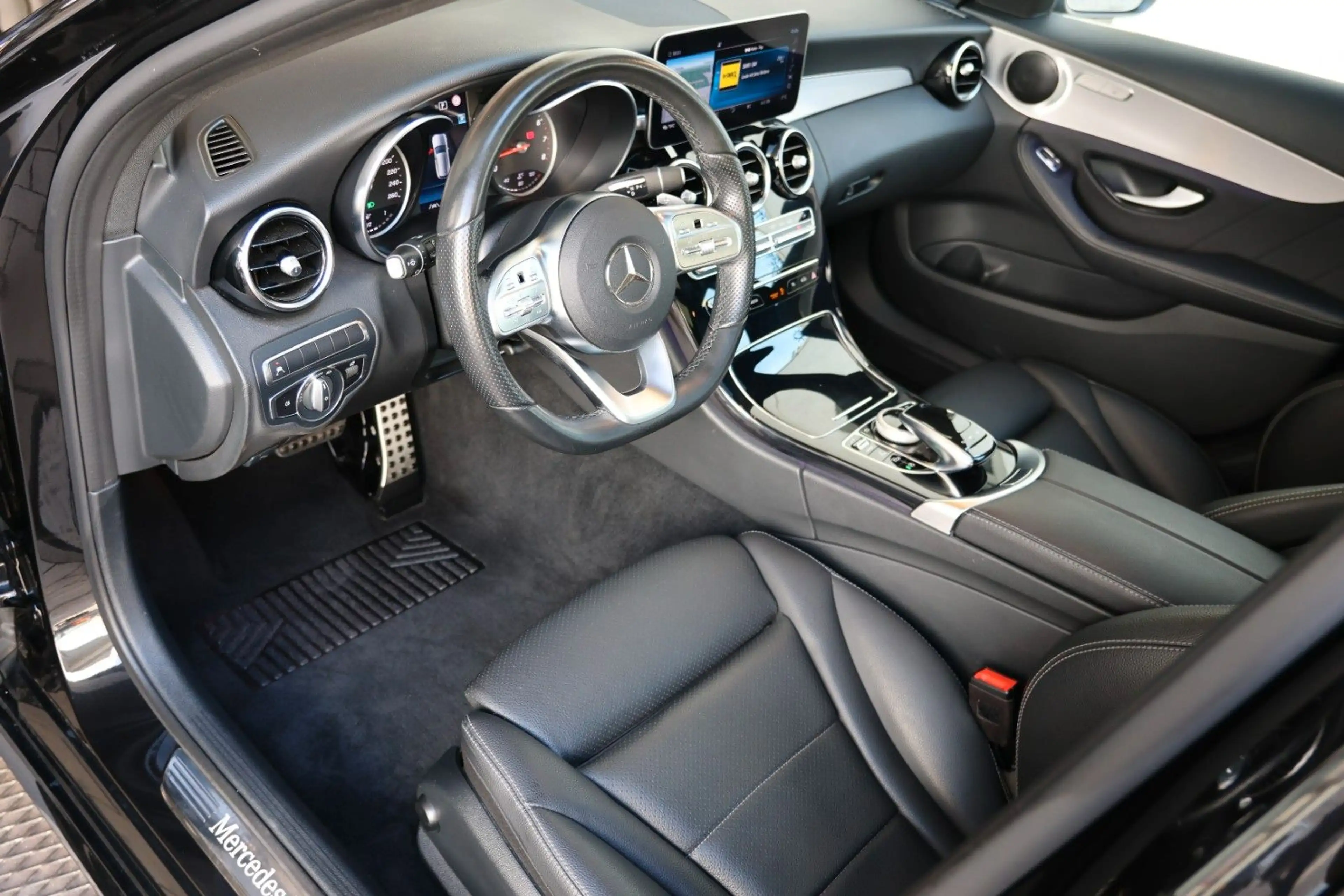 Mercedes-Benz C 180 T AMG,Pano,AHK,APPLE,TOT,SPUR,Multib.LED — photo 10