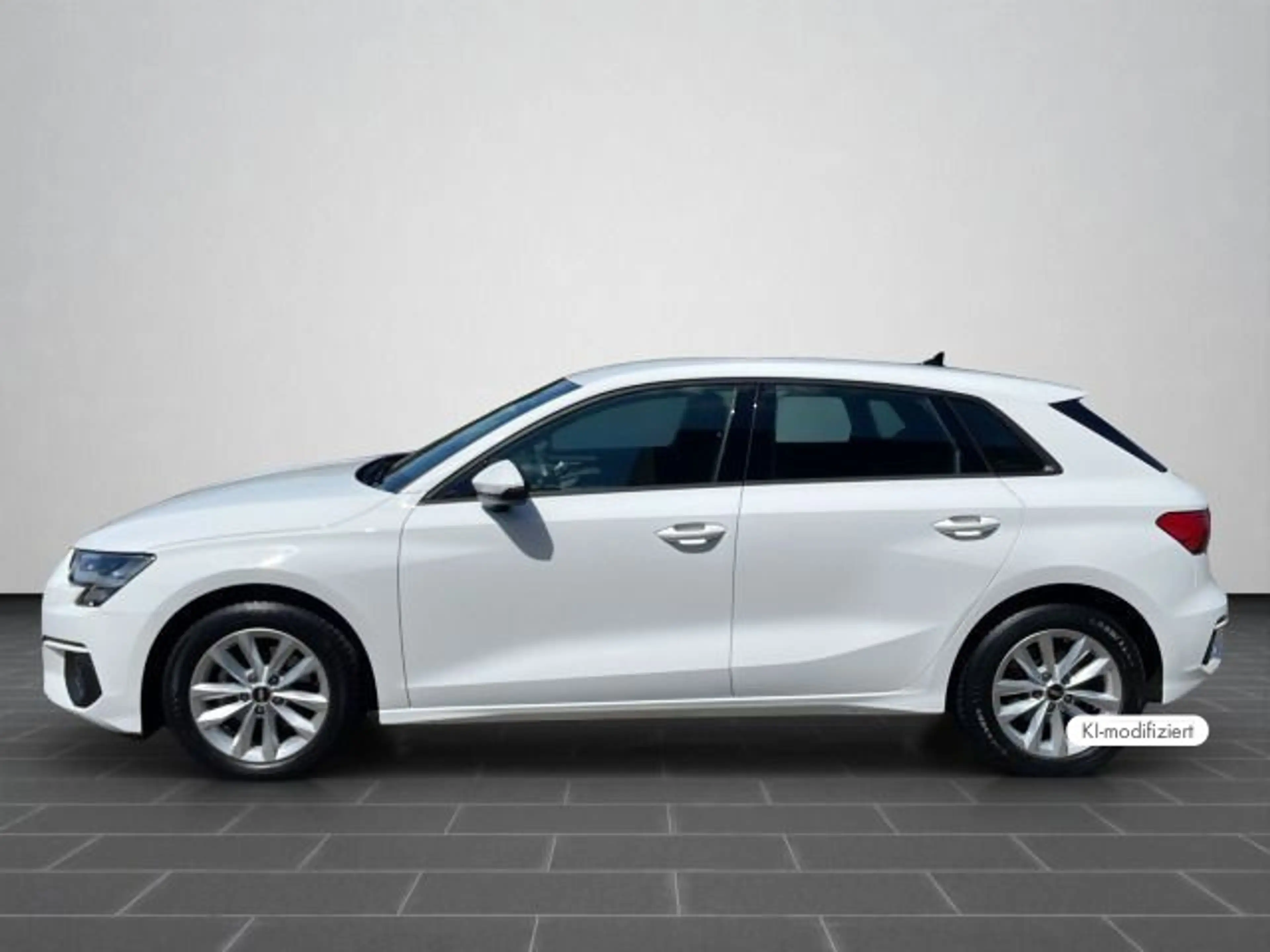 Audi A3 Sportback 30 TFSI S tronic MMI+ SHZ APP VIRTU — photo 4