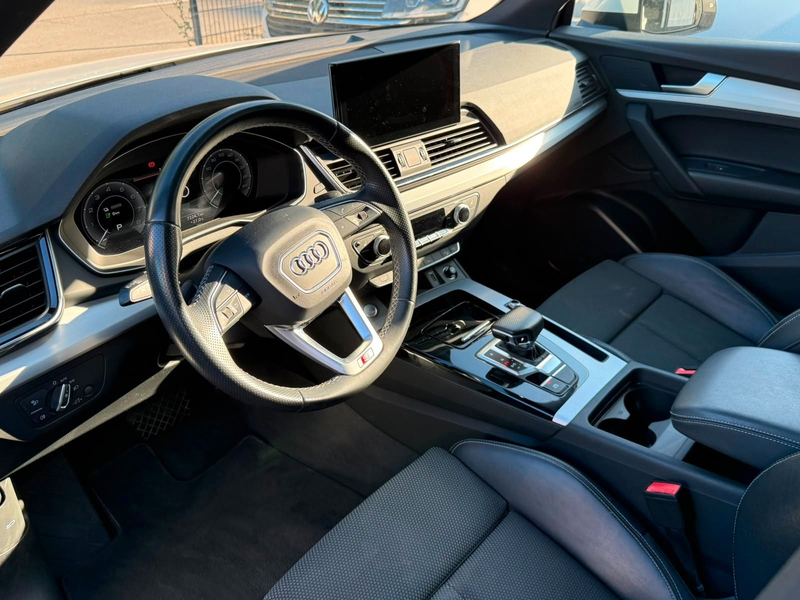 Audi Q5 50 TFSIe*quattro*S-line*Pano*AHK*Massage — photo 6