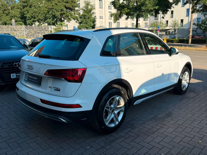 Audi Q5 50 TFSIe*quattro*S-line*Pano*AHK*Massage — photo 3