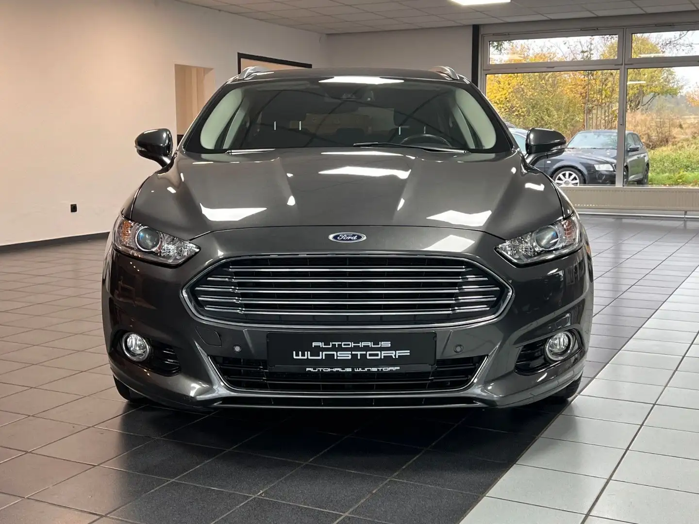 Ford Mondeo Turnier Titanium 1.5 Eco/SHZ/PDC/1.Hd/ Gris - 2