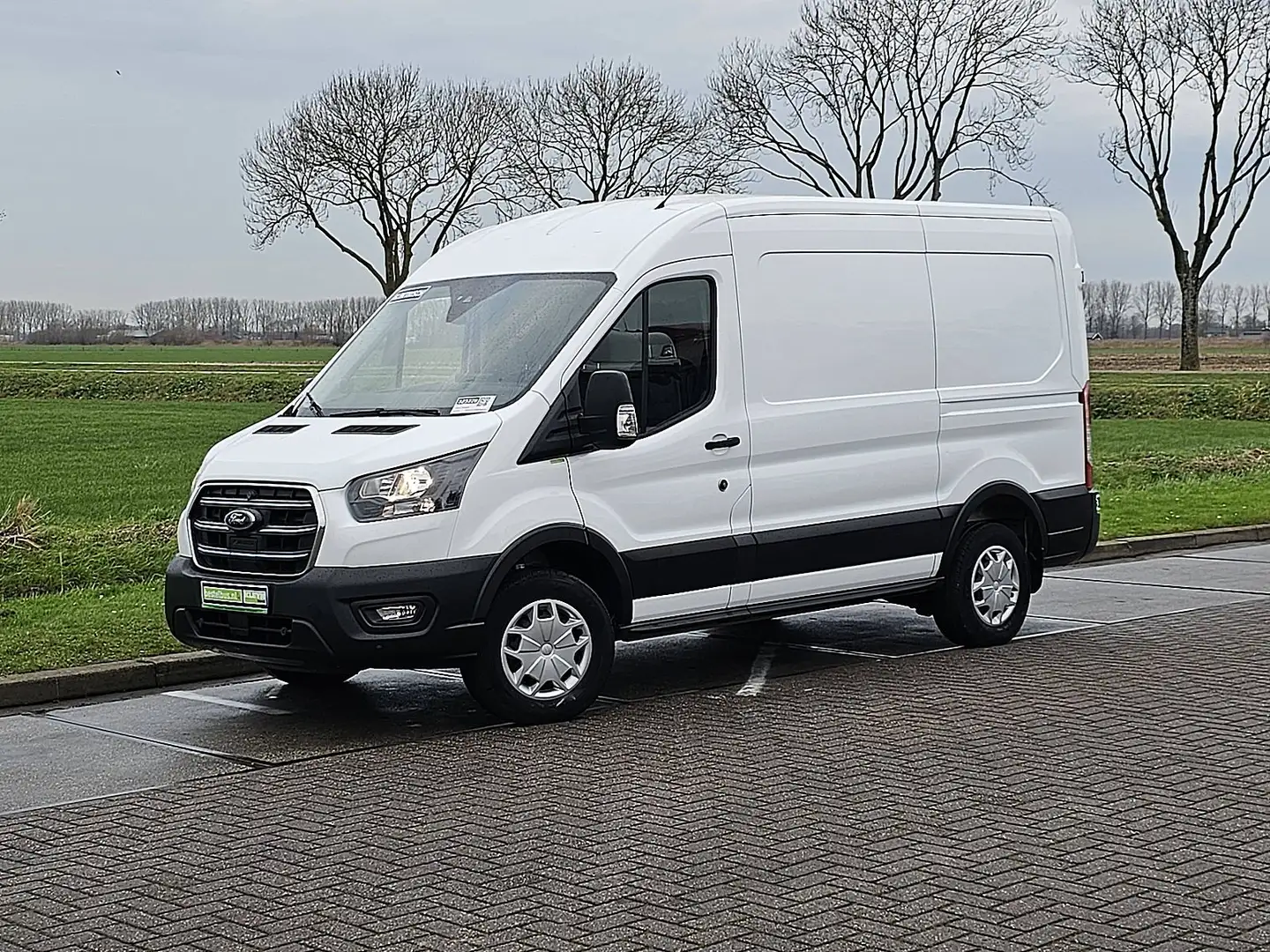 Ford E-Transit L2H2 184 pk 75KWH Blanc - 2