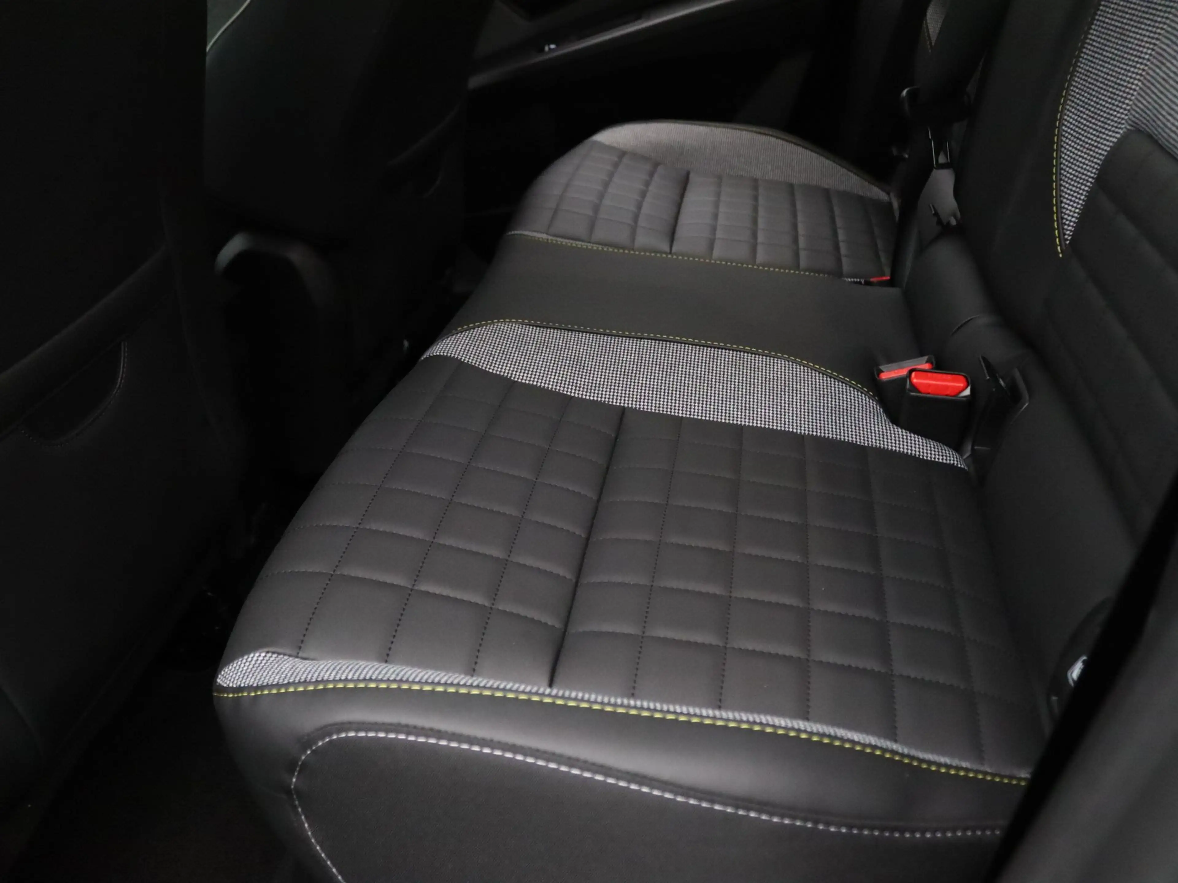 Renault R 4 comfort range iconic 52 kWh Harman Kardon | Camera — photo 29