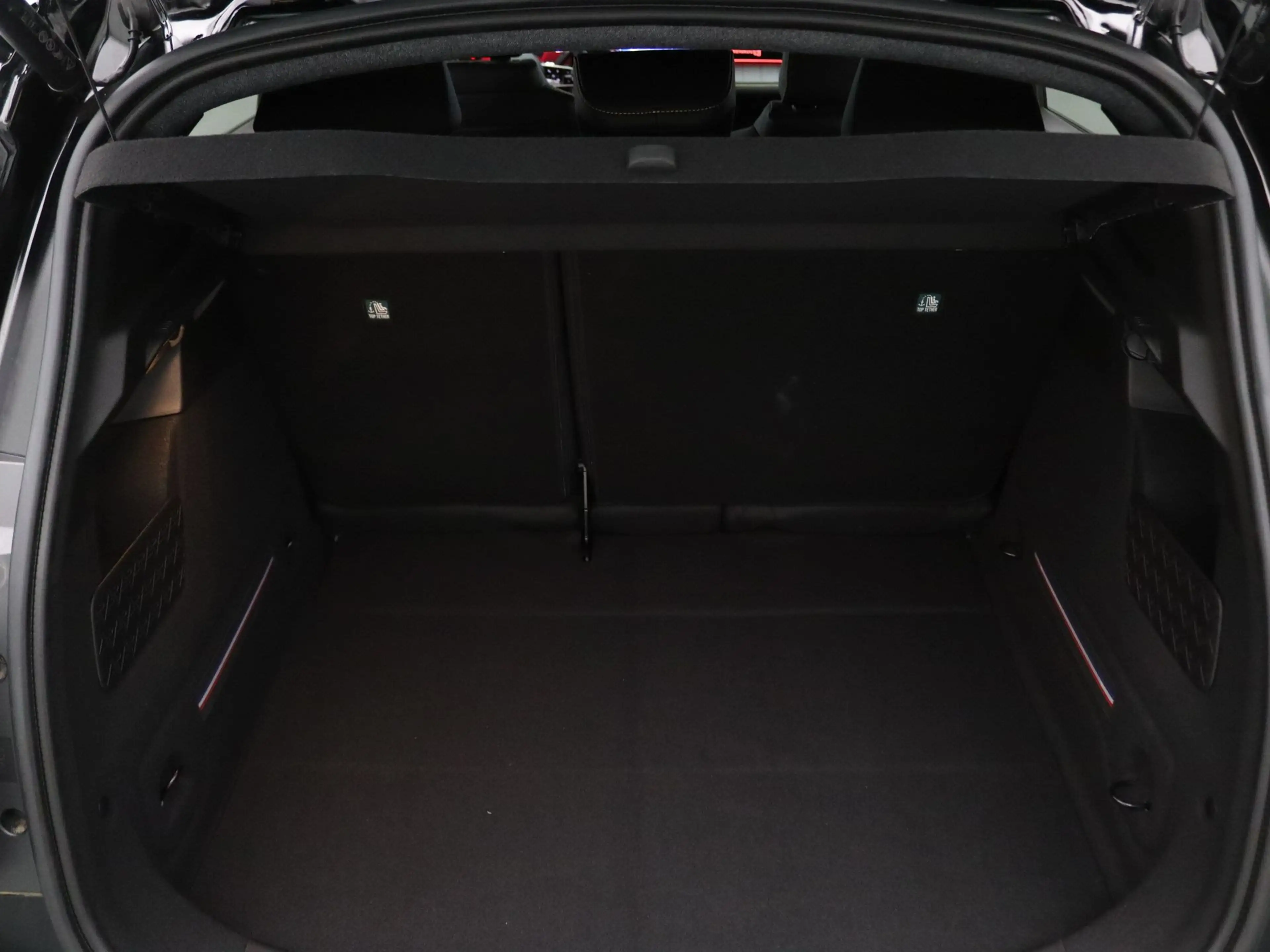 Renault R 4 comfort range iconic 52 kWh Harman Kardon | Camera — photo 31