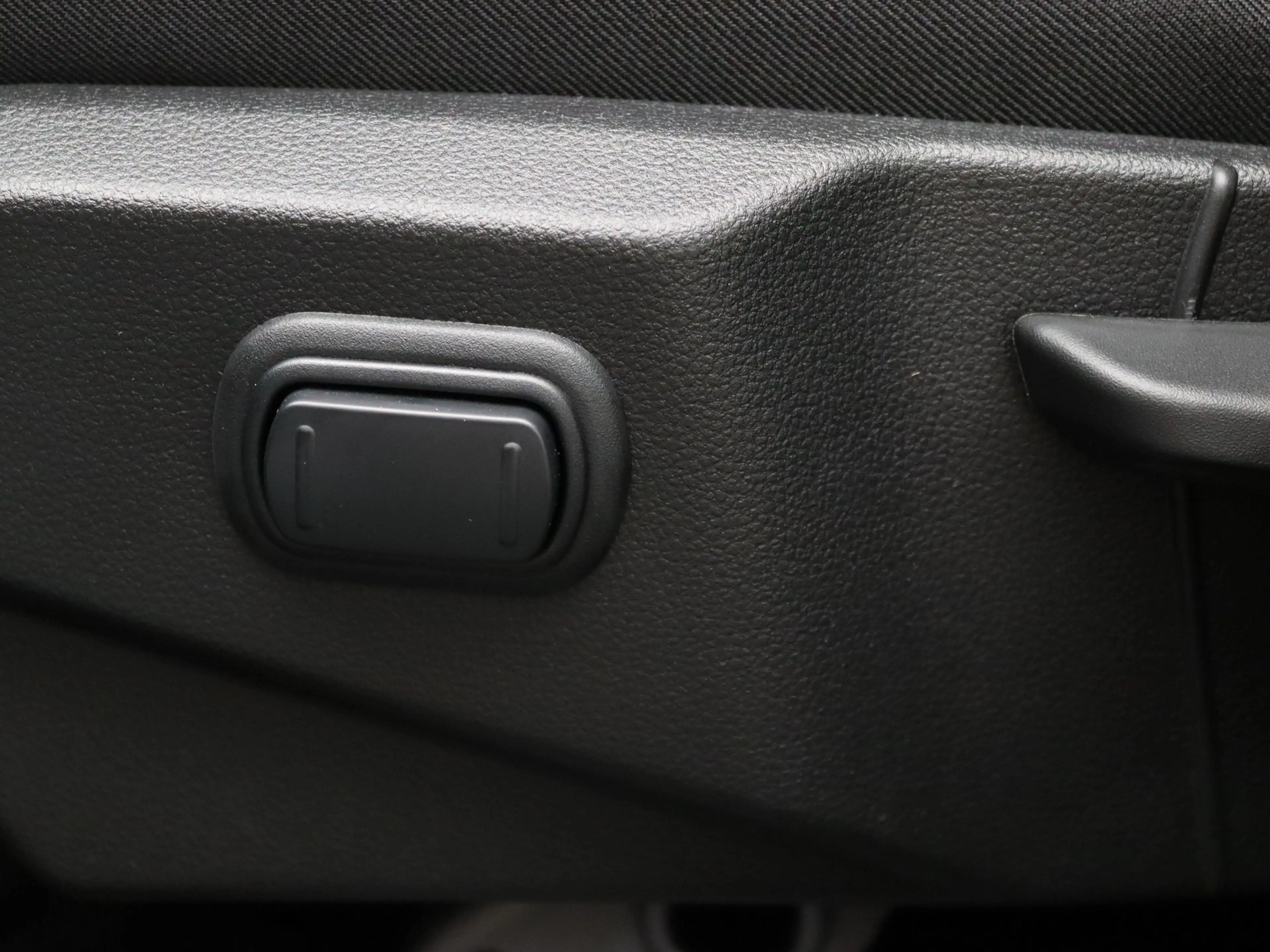 Renault R 4 comfort range iconic 52 kWh Harman Kardon | Camera — photo 27