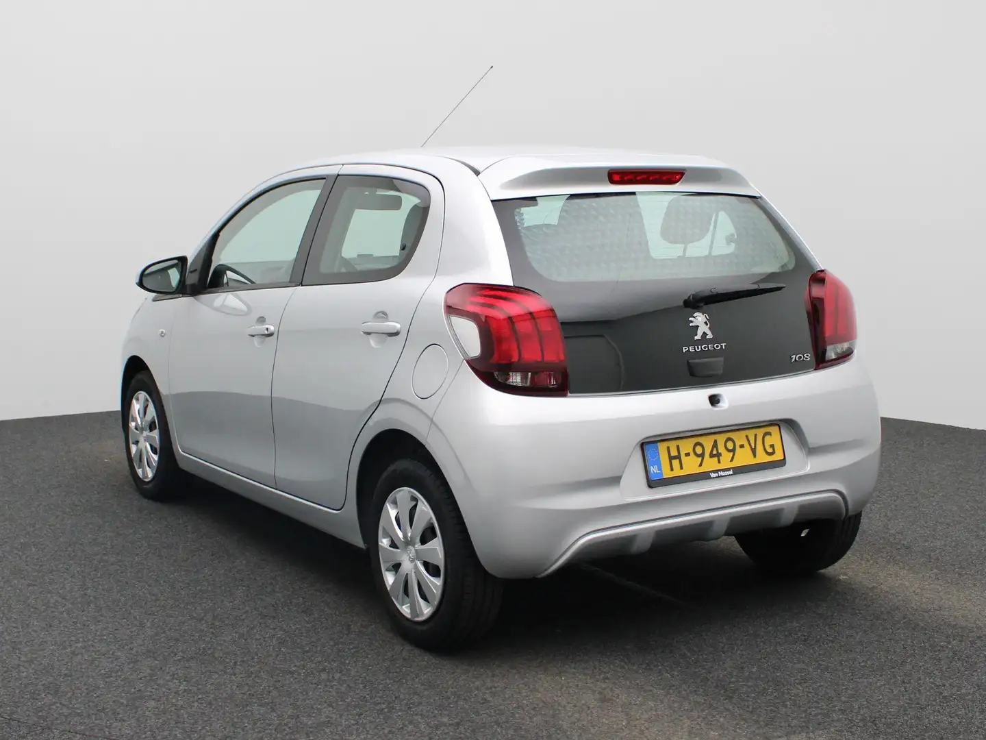 Peugeot 108 1.0 e-VTi Active | BLUETOOTH | AIRCO | ELEKTRISCHE Grijs - 2