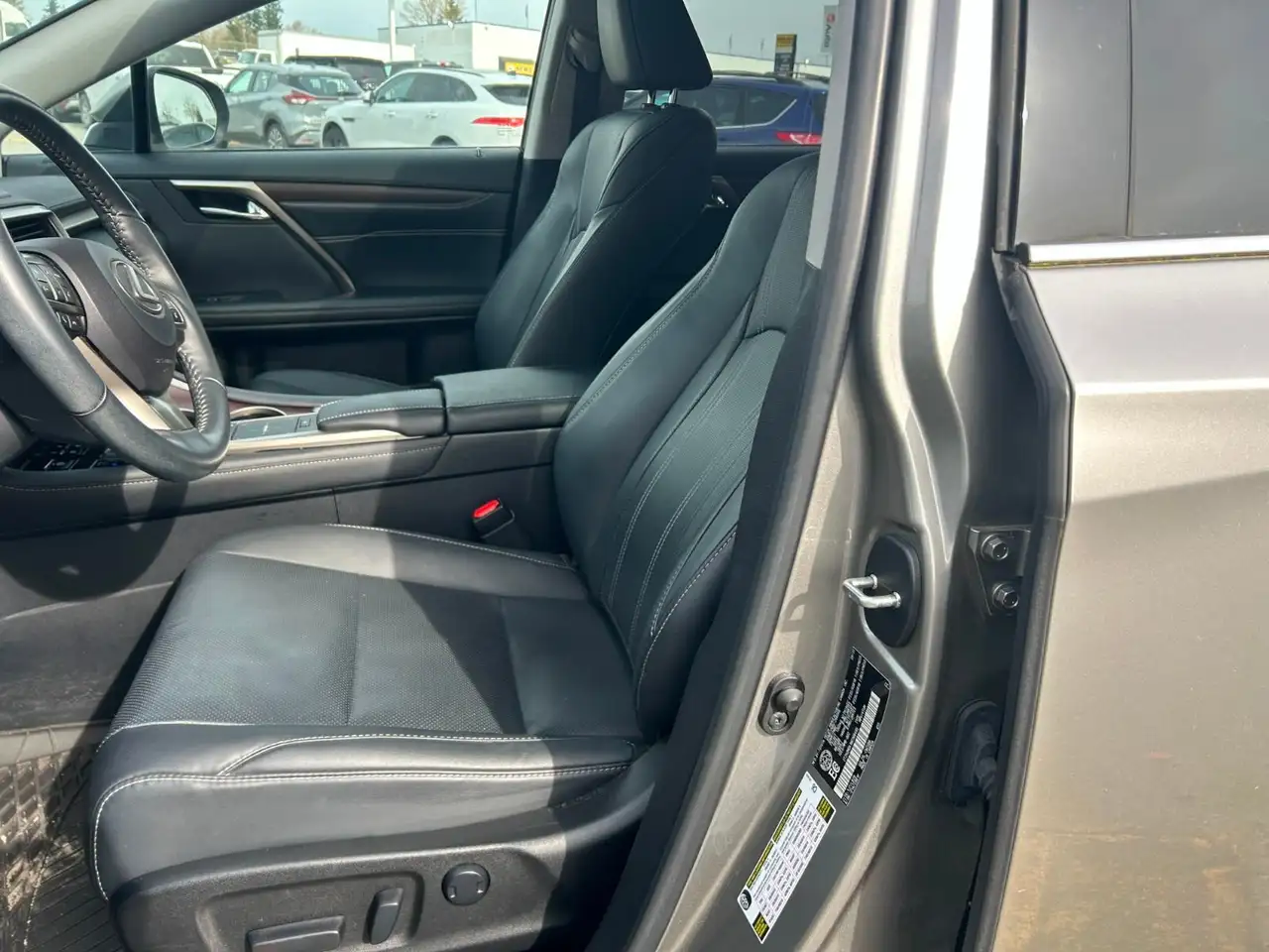 Lexus RX снимка Lexus RX