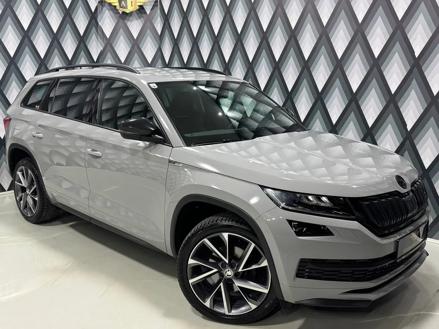 Skoda Kodiaq 2.0 TDI DSG // SPORTLINE // AHK // CANTON // Grau - 1