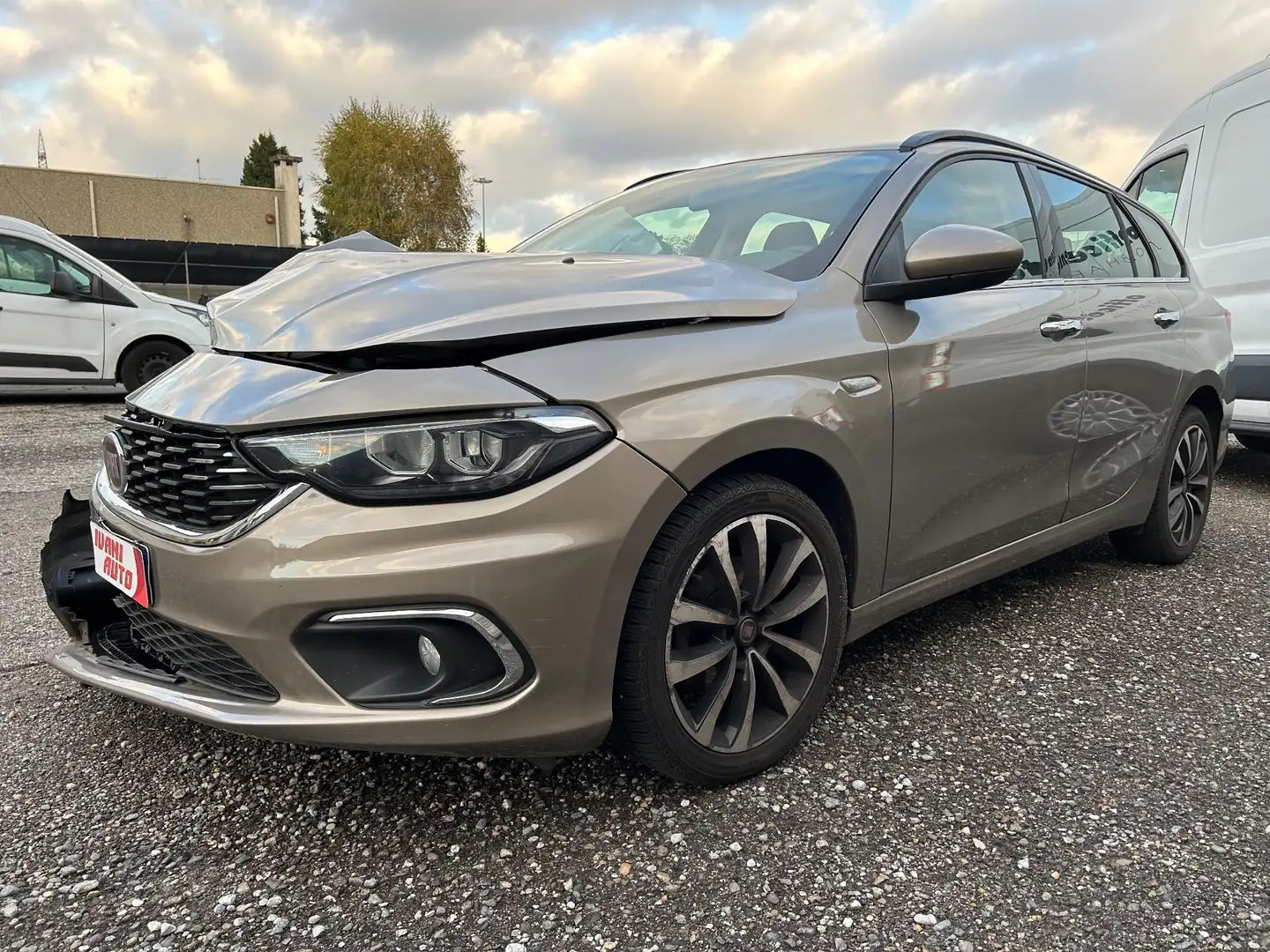 Fiat Tipo Tipo 1.6 Mjt S&S SW Lounge Silber - 2