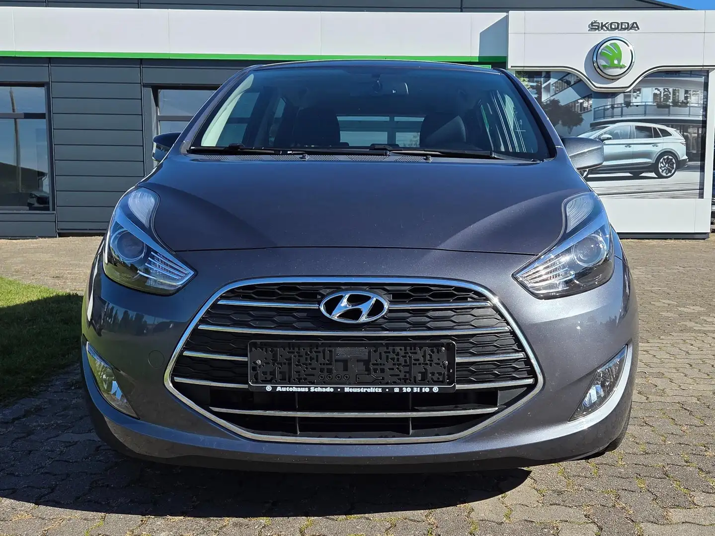 Hyundai iX20 ix20 1.4 blue Trend Gris - 2