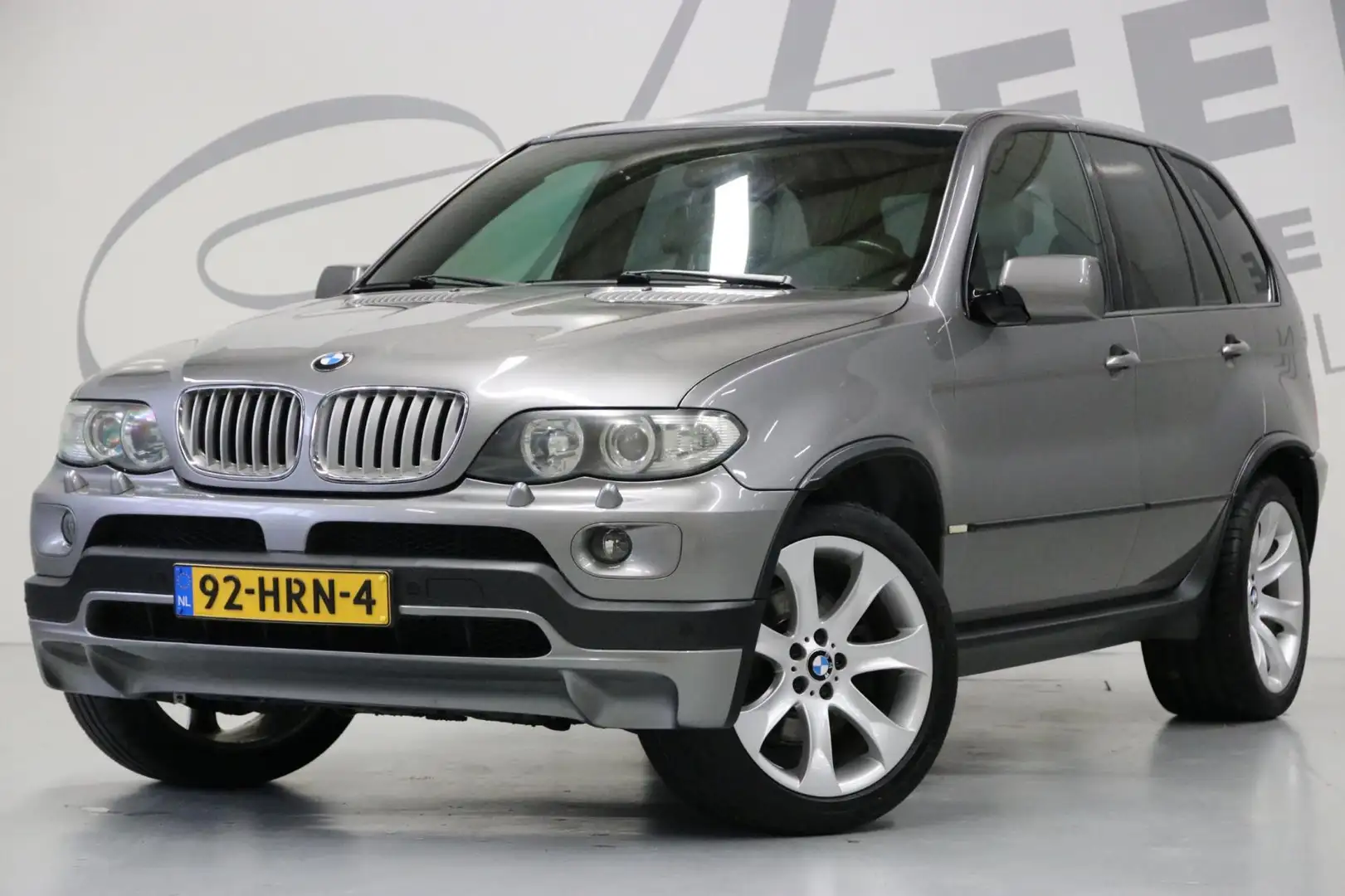 BMW X5 4.8is memory/panorama dak Grijs - 1