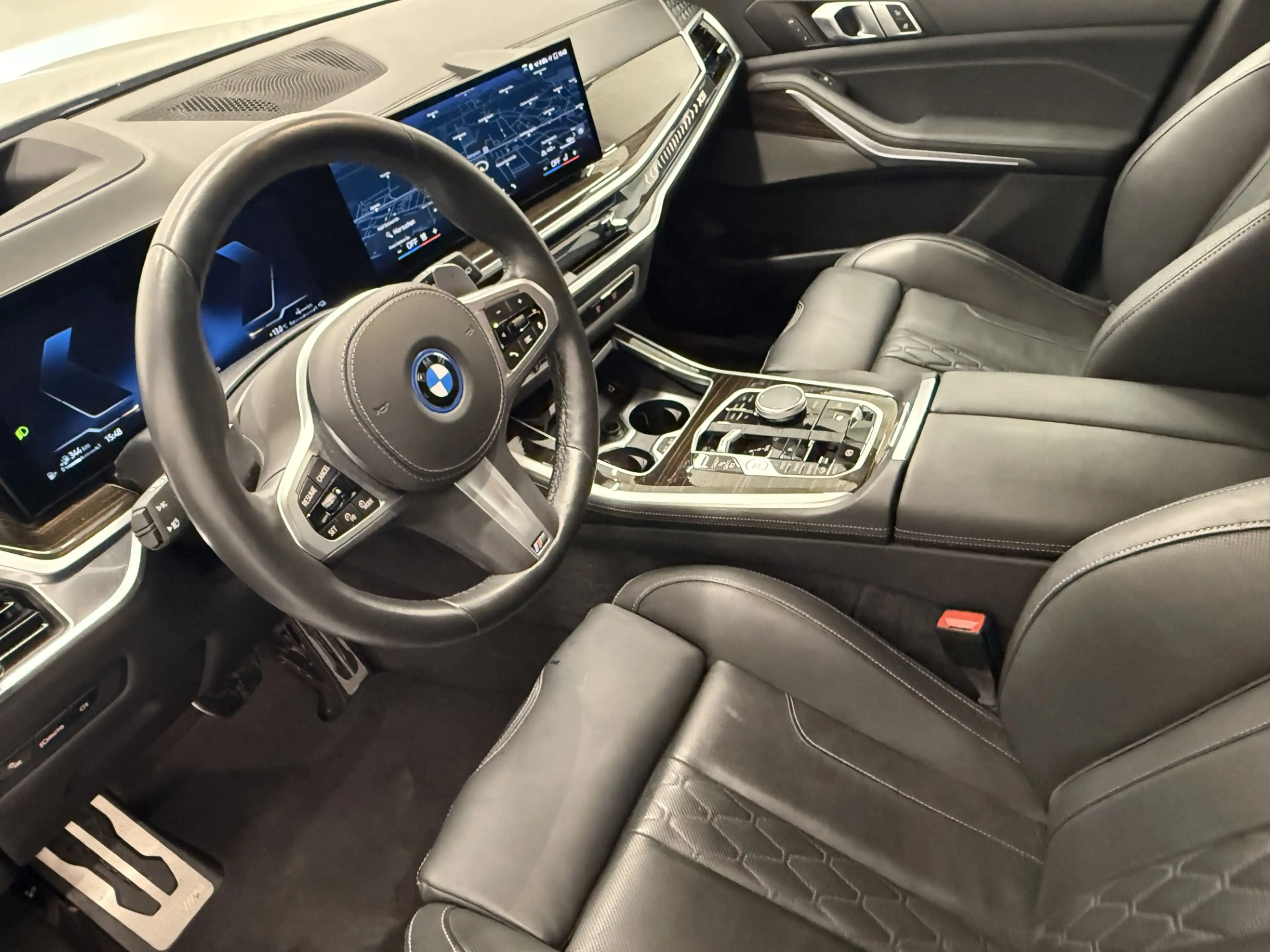 BMW X5 xDrive50e — photo 7