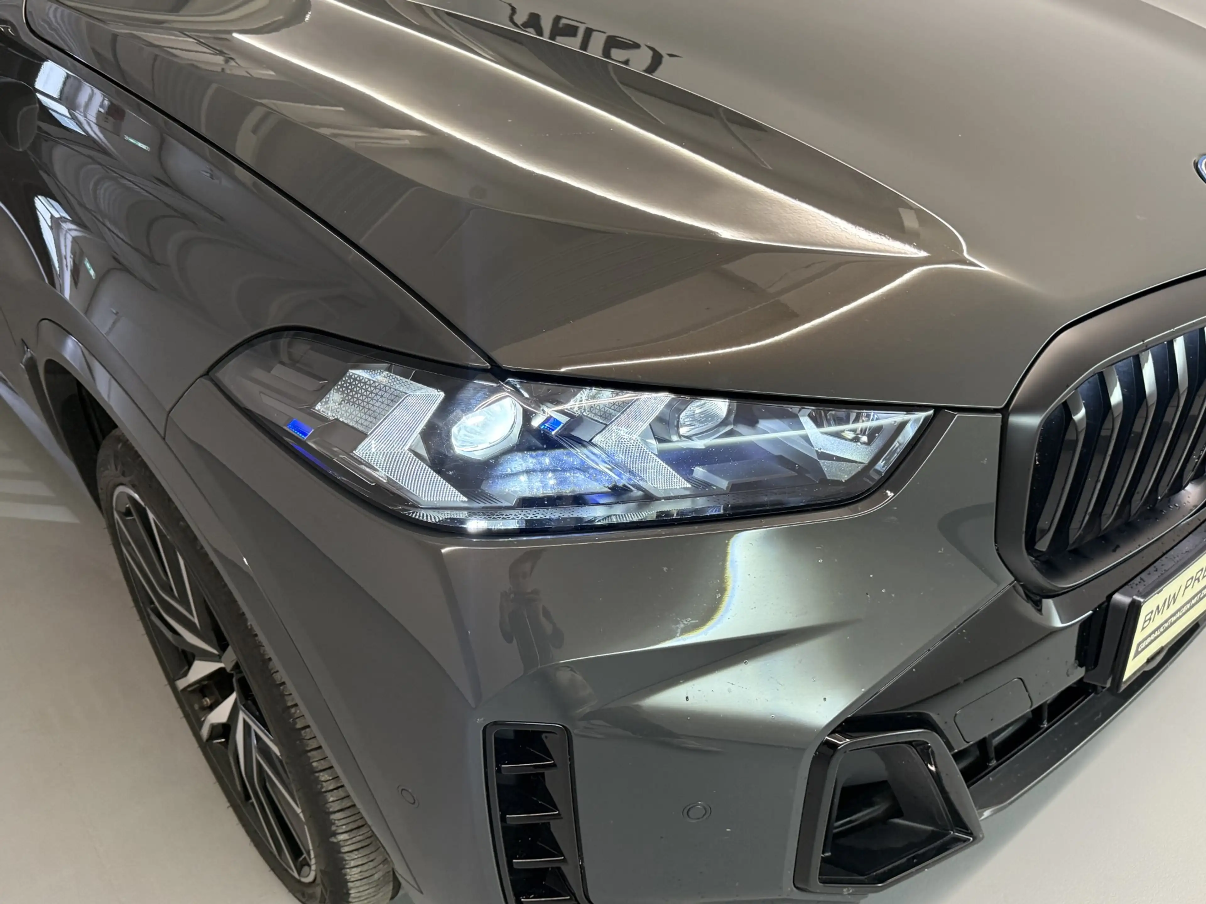 BMW X5 xDrive50e — photo 15