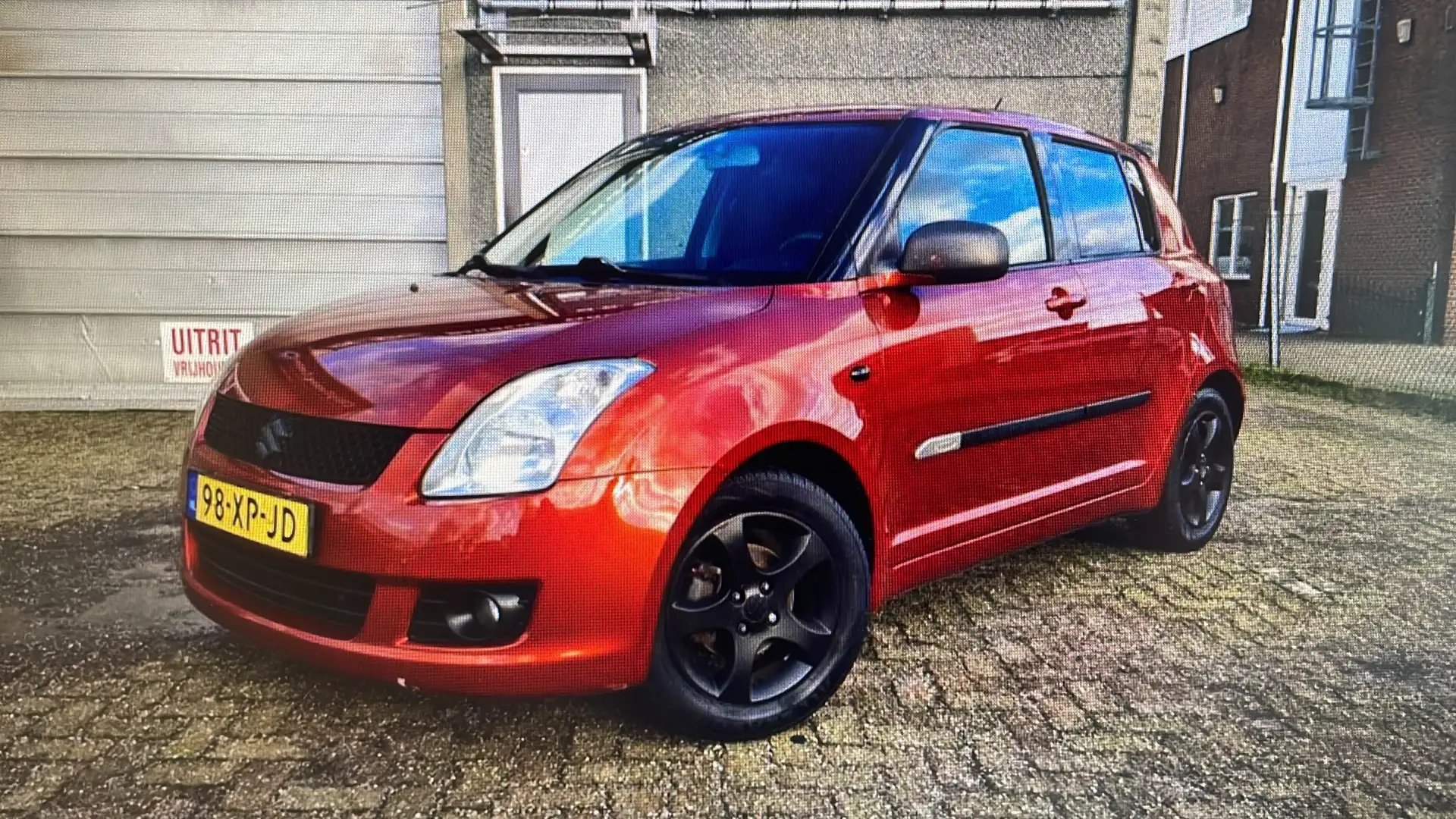 Suzuki Swift 1.3 Comfort Shogun - 1