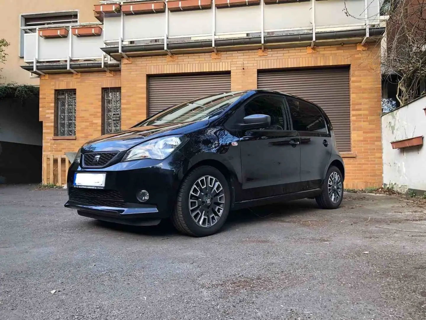 SEAT Mii 1.0 Chic Noir - 1