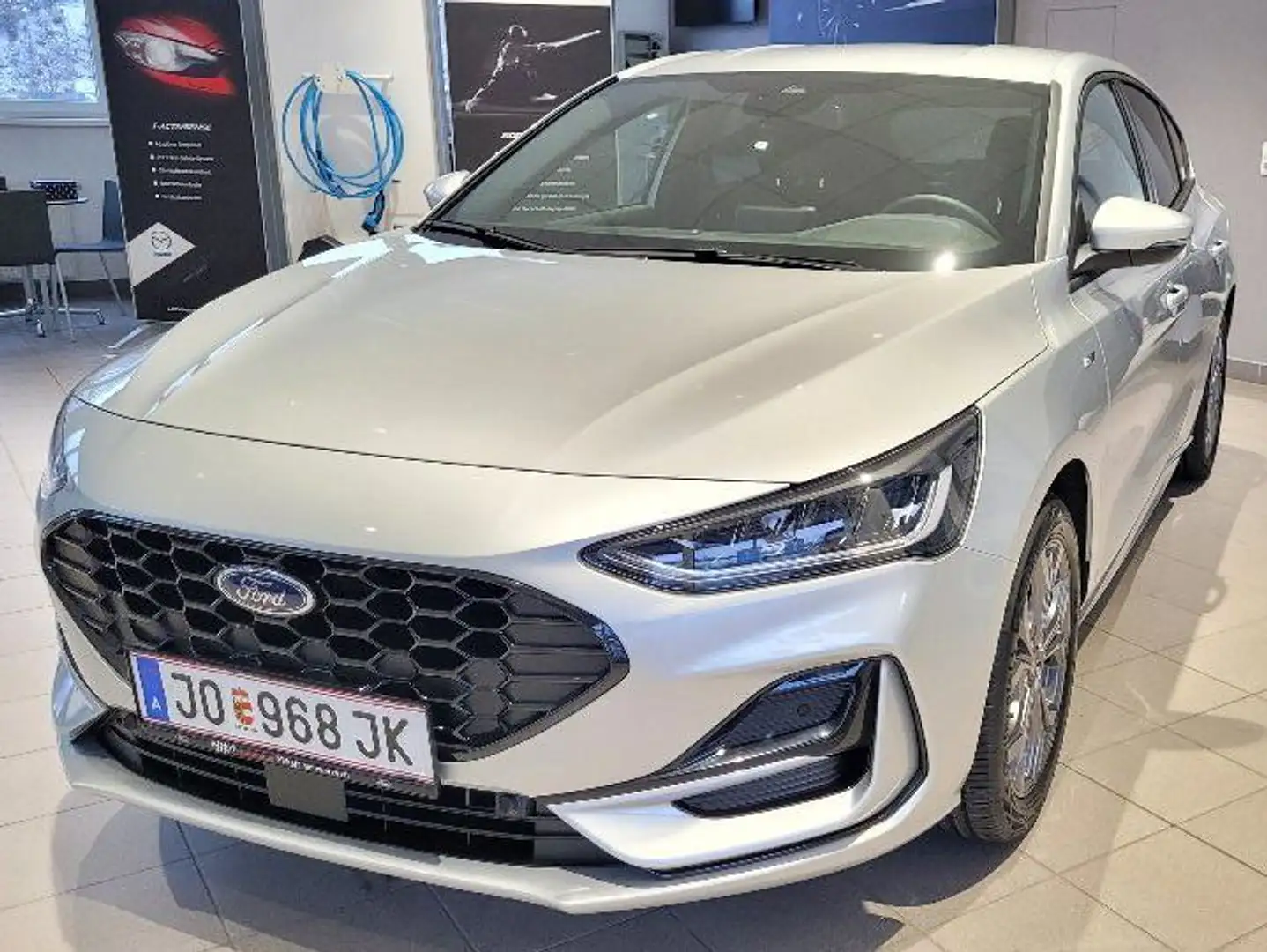 Ford Focus 1,0 EcoBoost ST-Line Style Silber - 1