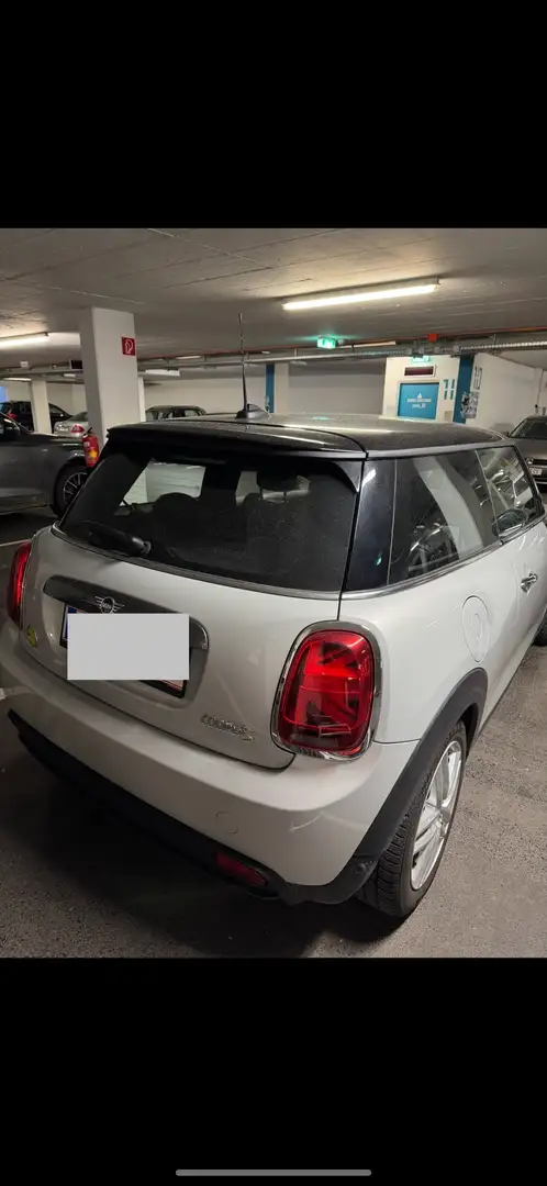 MINI Cooper SE MINI Cooper SE 28,9kWh Aut. Cooper SE Silber - 2