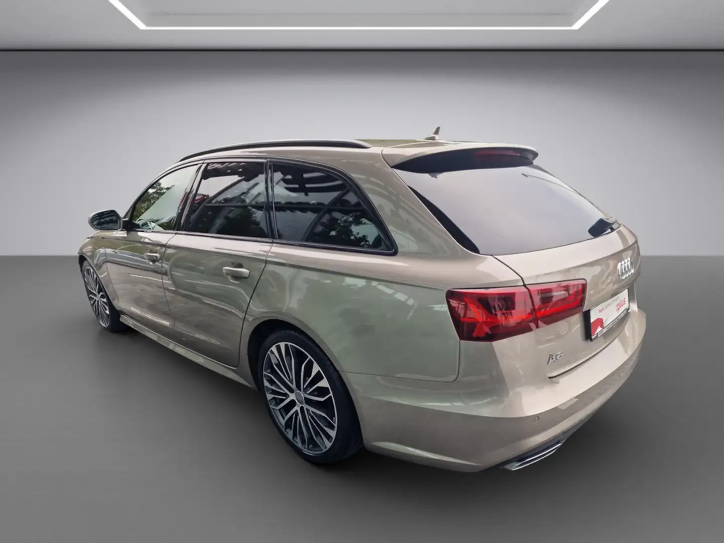 Audi A6 Avant 3.0 TDI quattro 235kW, Matrix-LED, Panoramad Beige - 2
