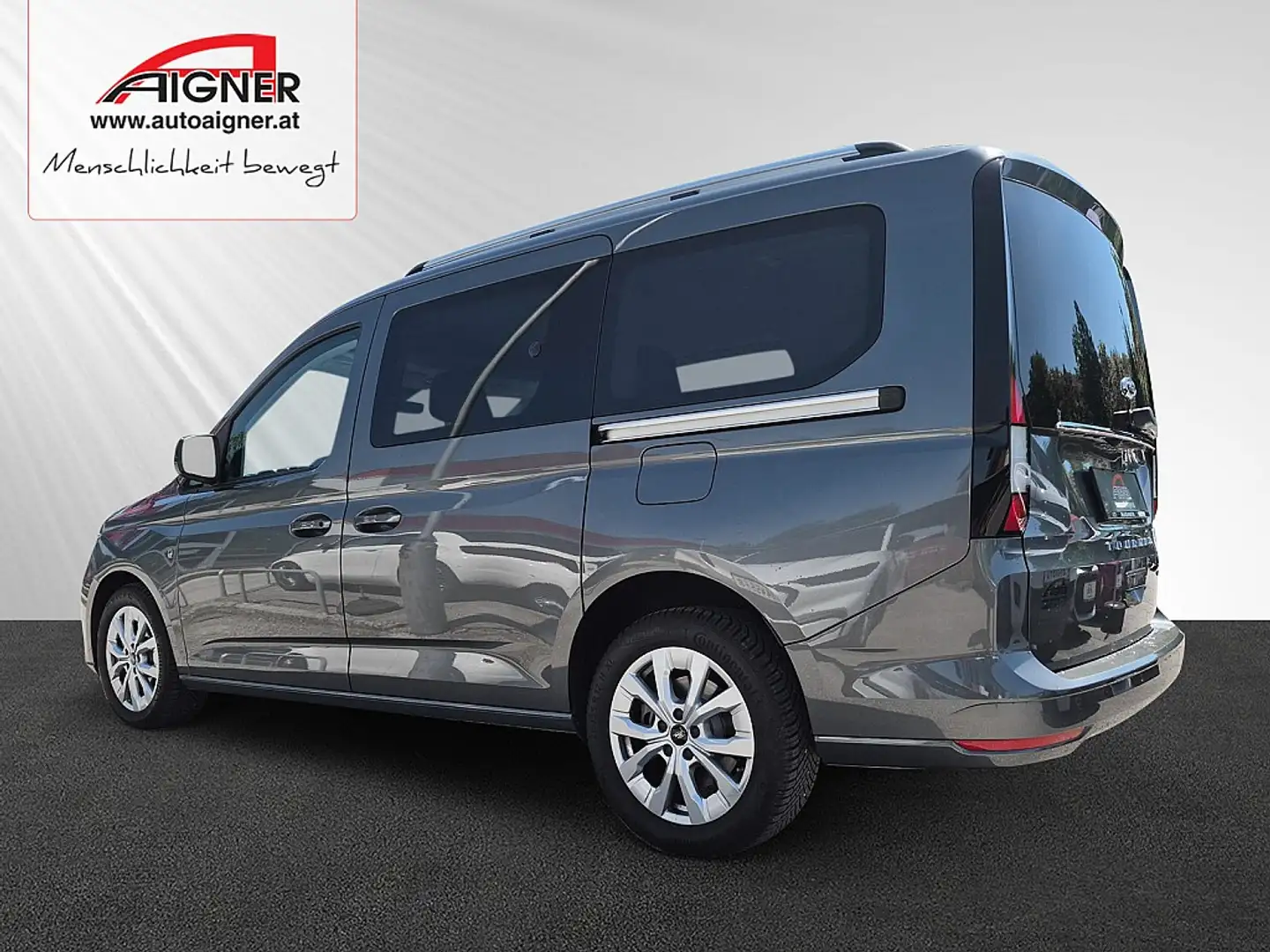Ford Grand Tourneo Connect 2,0 EcoBlue L2 Titanium Aut. Grau - 2