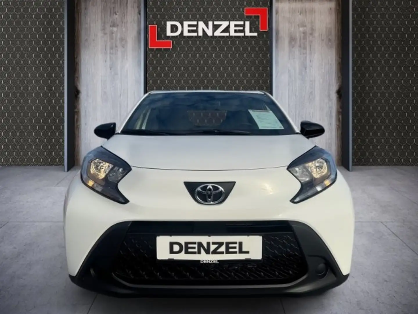 Toyota Aygo X 1,0 l Play Weiß - 2