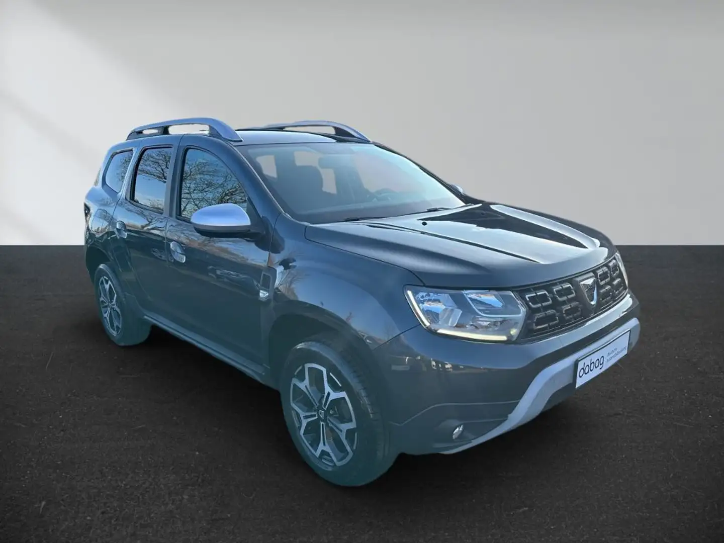 Dacia Duster TCe 130 Kamera Shz Navi Grau - 2