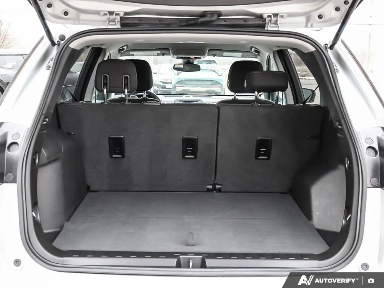 Chevrolet Equinox снимка Chevrolet Equinox