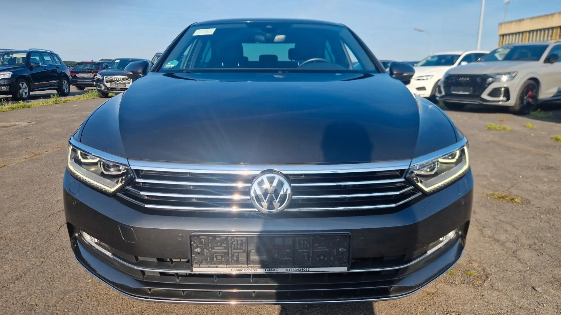 Volkswagen Passat Limo Highline Digital Kamera Navi LED ACC Grau - 2