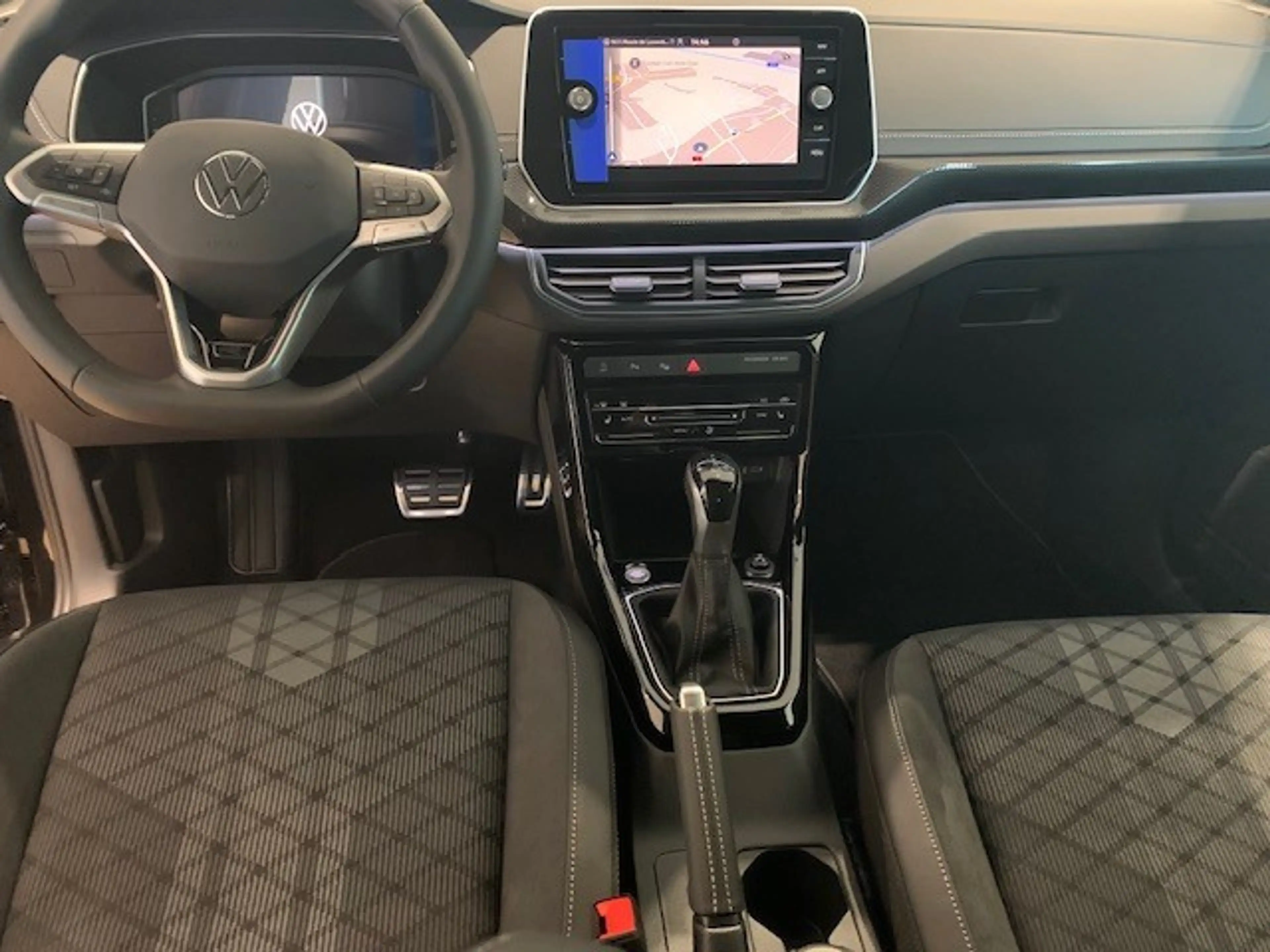 Volkswagen T-Cross R-LINE BLACK STYLE 1.5TSI 150CV DSG7 — photo 3