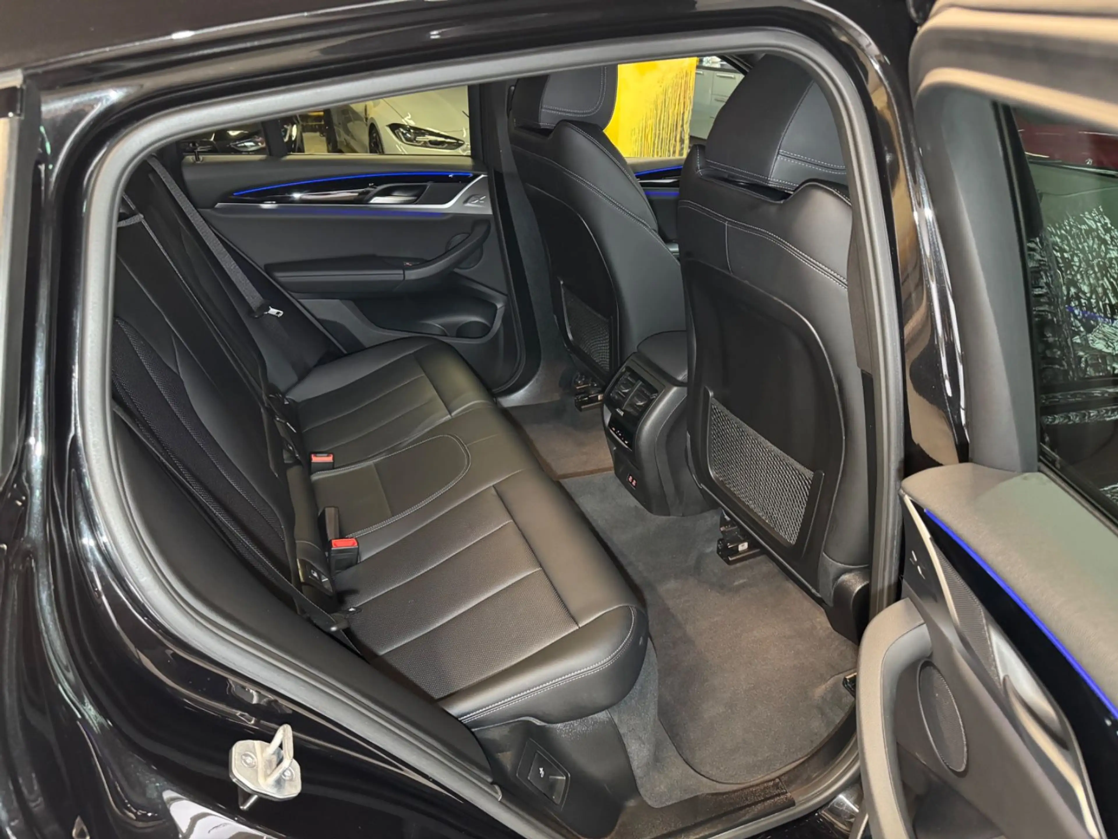 BMW X4 xDrive 30d M Sport~STANDHEIZUNG~LASER~HEAD-UP — photo 14