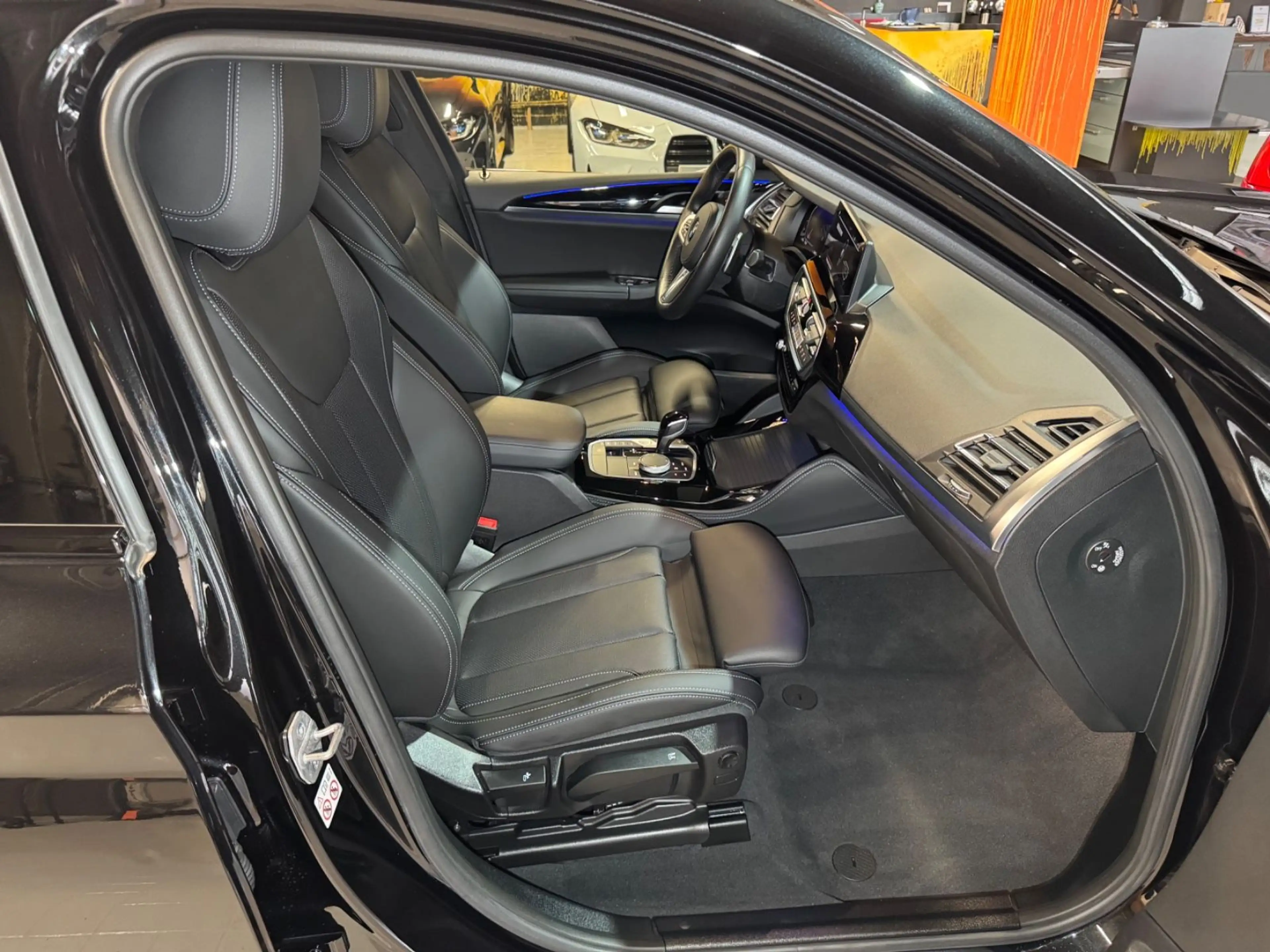 BMW X4 xDrive 30d M Sport~STANDHEIZUNG~LASER~HEAD-UP — photo 15