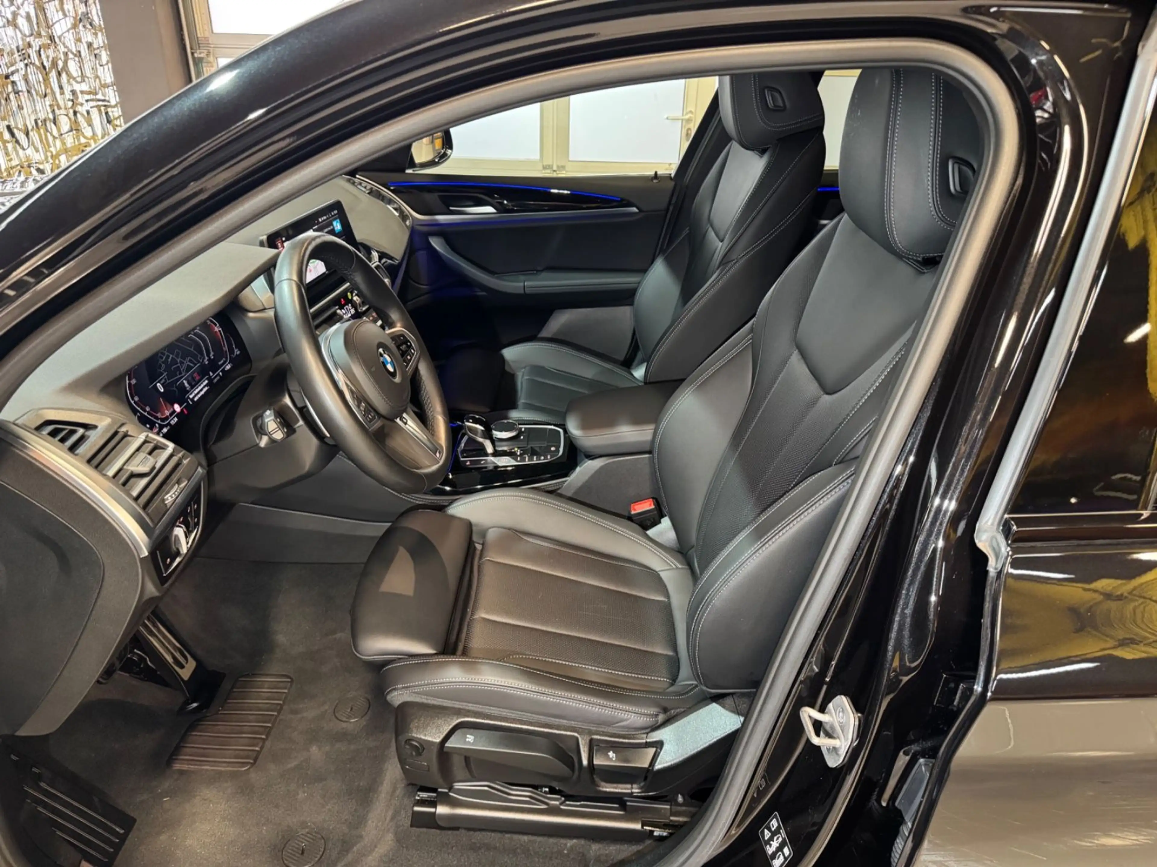 BMW X4 xDrive 30d M Sport~STANDHEIZUNG~LASER~HEAD-UP — photo 11
