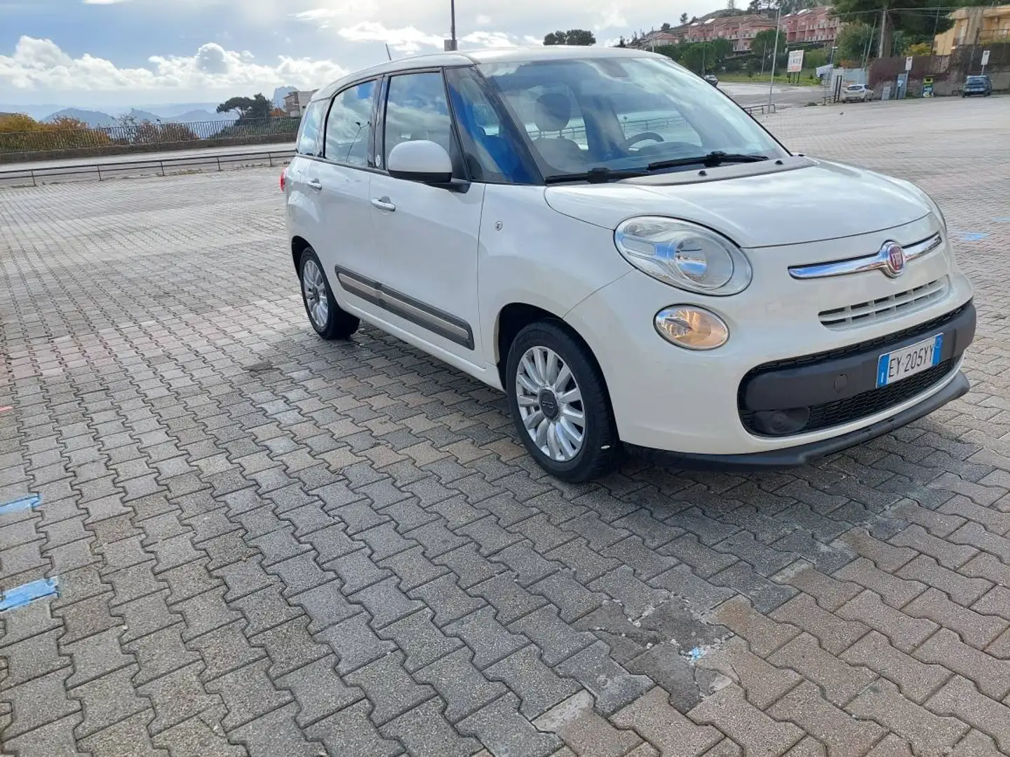 Fiat 500L 500L Living Living 1.6 mjt Pop Star 105cv - 1