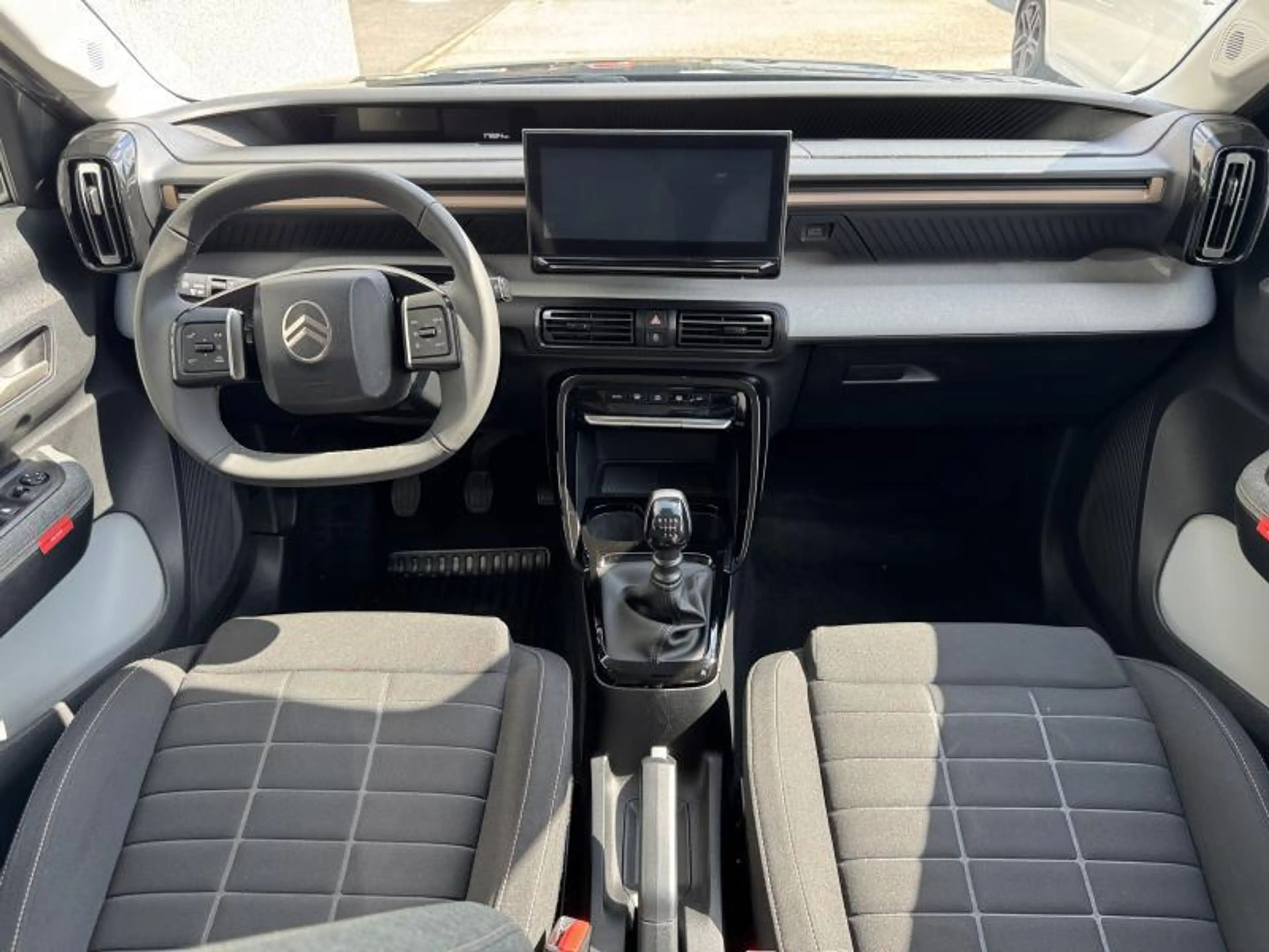 Citroen C3 Aircross plus — photo 8