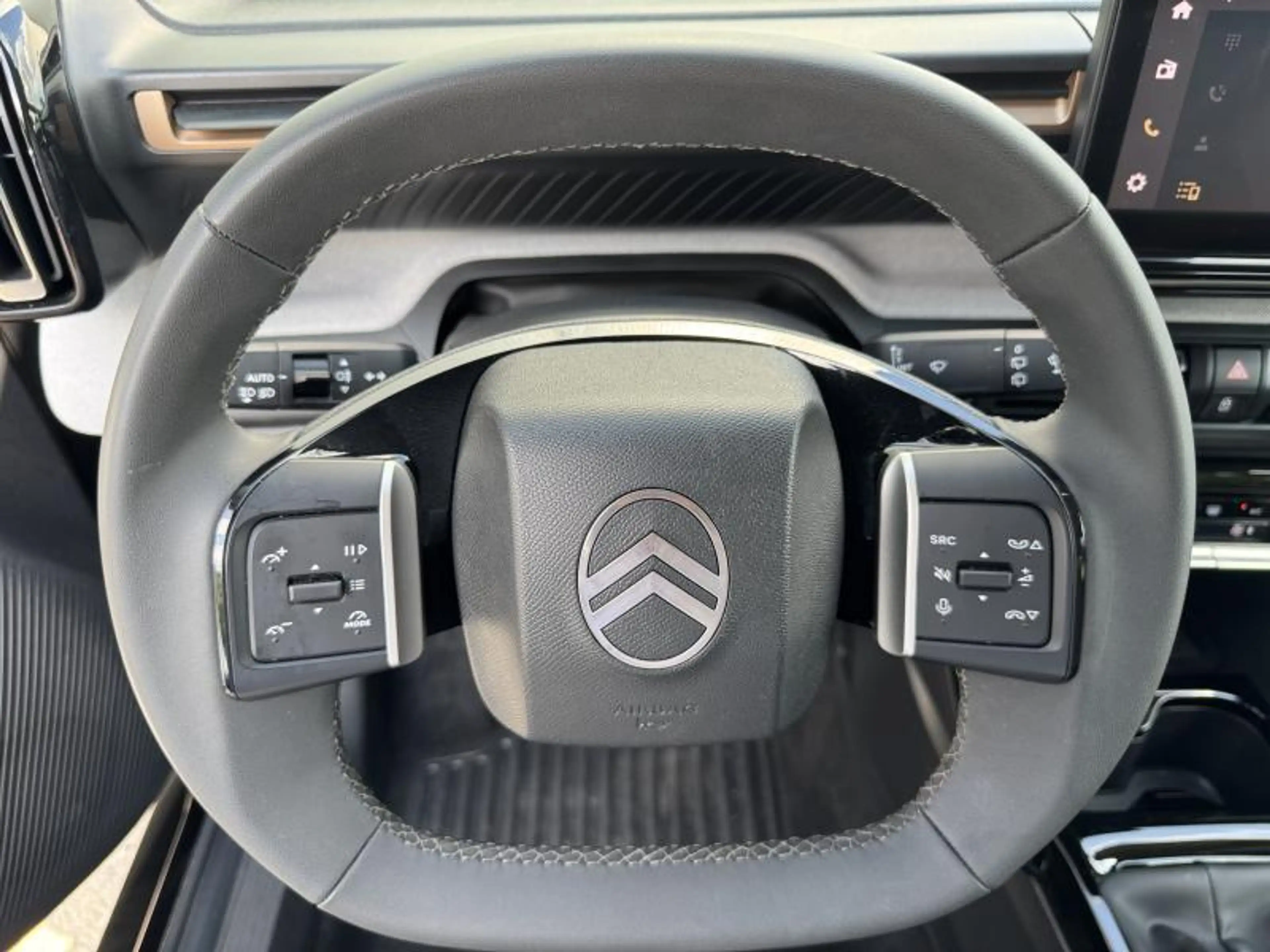 Citroen C3 Aircross plus — photo 12