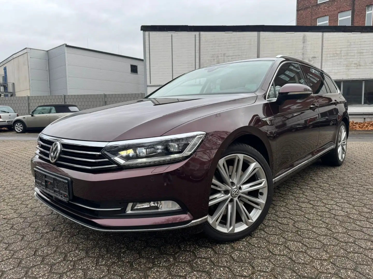 Volkswagen Passat Variant Highline 4Motion 239/AID/AHK Rosso - 2