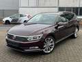 Volkswagen Passat Variant Highline 4Motion 239/AID/AHK Rosso - thumbnail 1