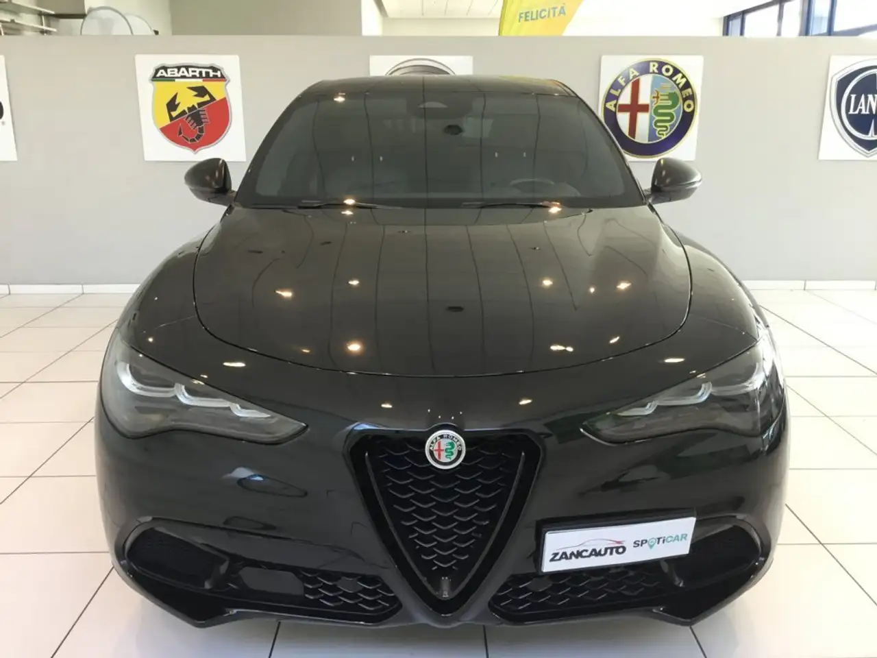 Alfa Romeo Stelvio 2025