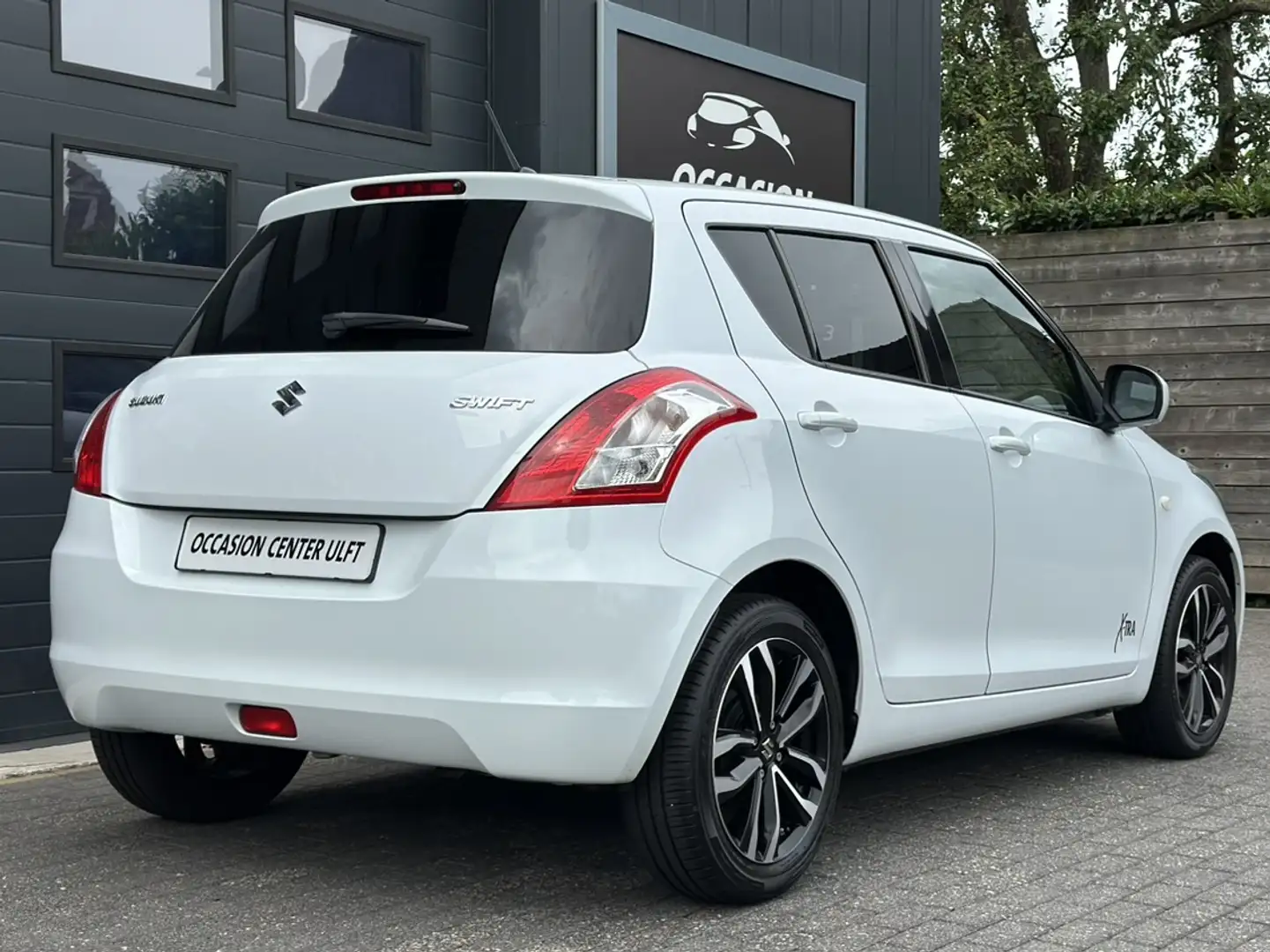 Suzuki Swift X-TRA EDITION / AIRCO / LEDER / LED / LMV .... Blanc - 2
