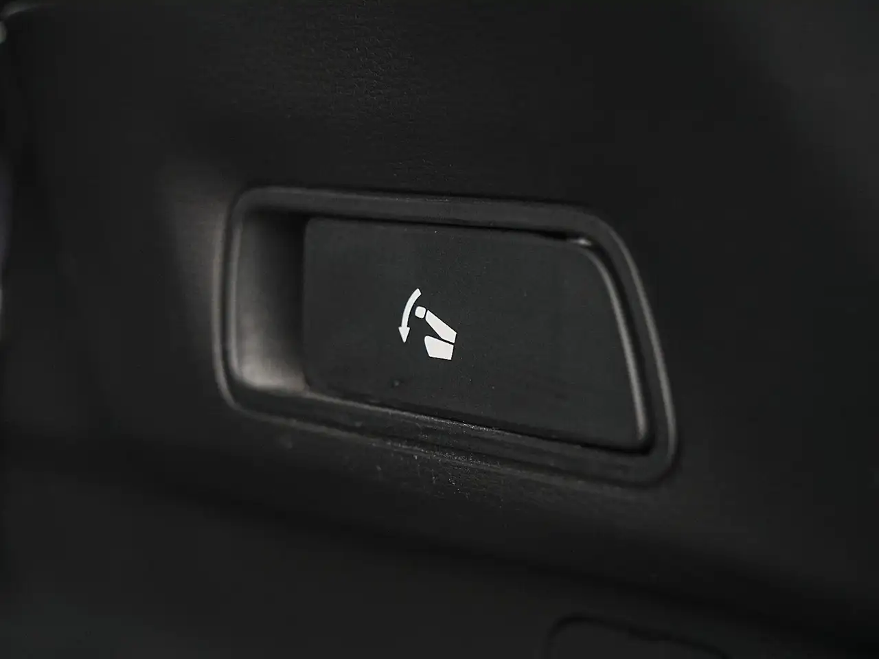 Mitsubishi Outlander снимка Mitsubishi Outlander