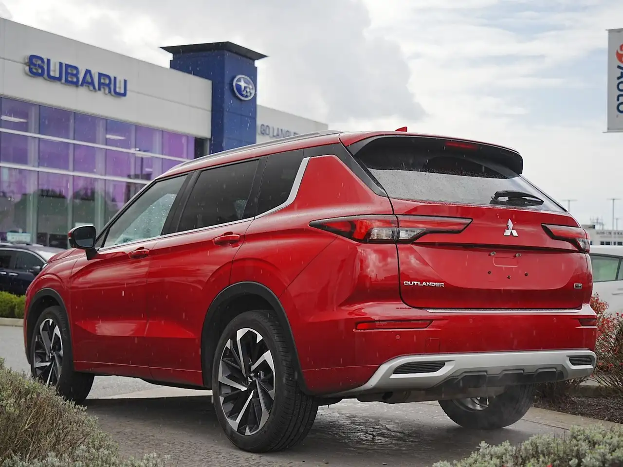 Mitsubishi Outlander снимка Mitsubishi Outlander