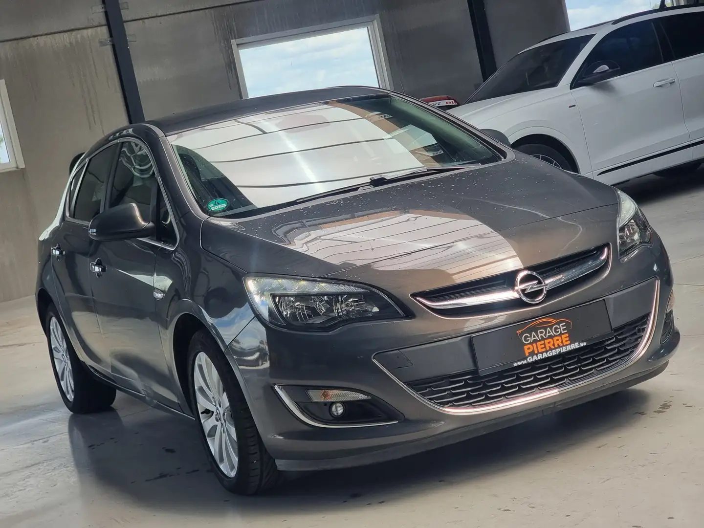 Opel Astra Astra 1.4i Cosmo * 1ER PROPRIETAIRE - 1